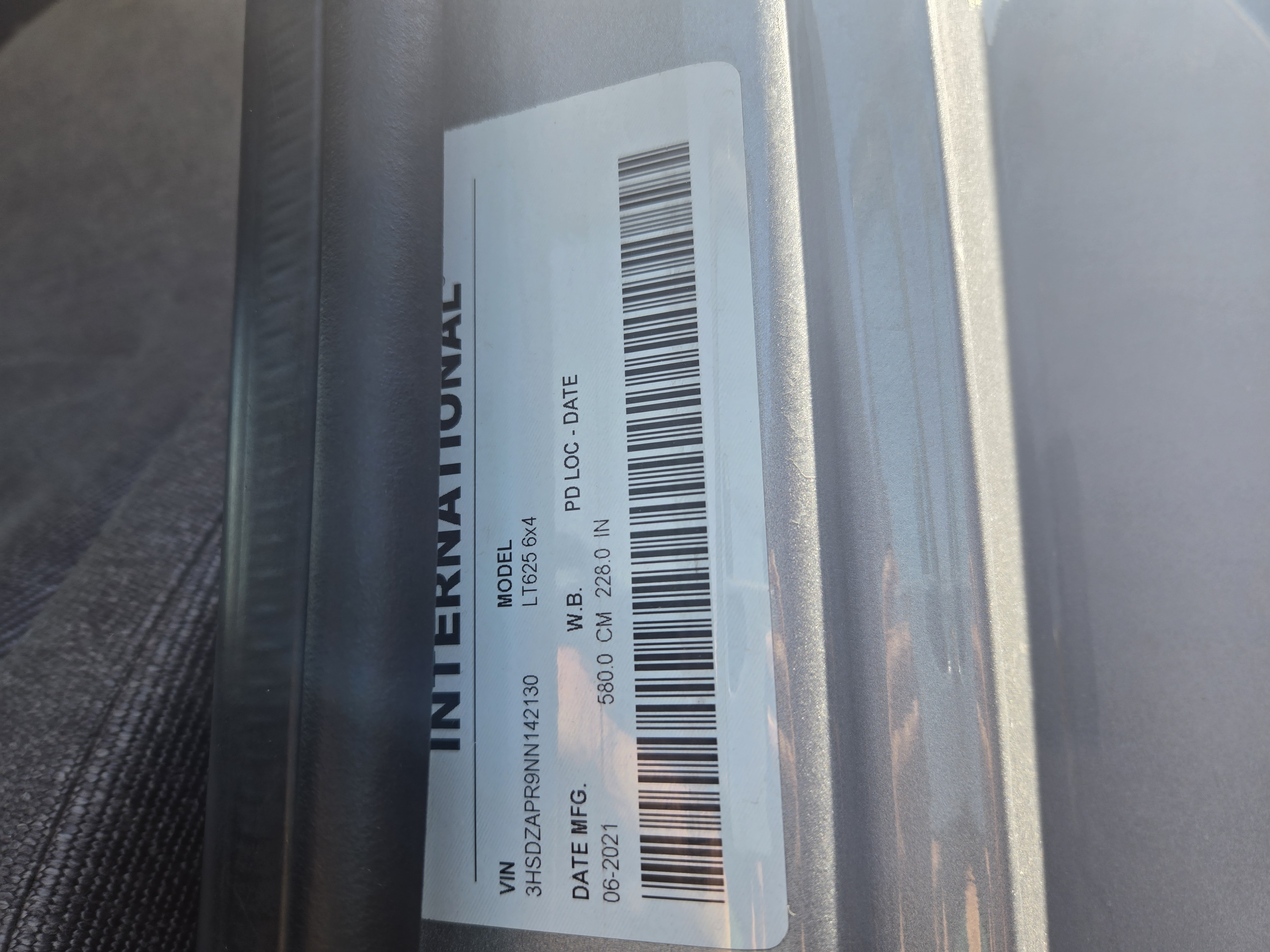 2022 INTERNATIONAL LT625 - image 7