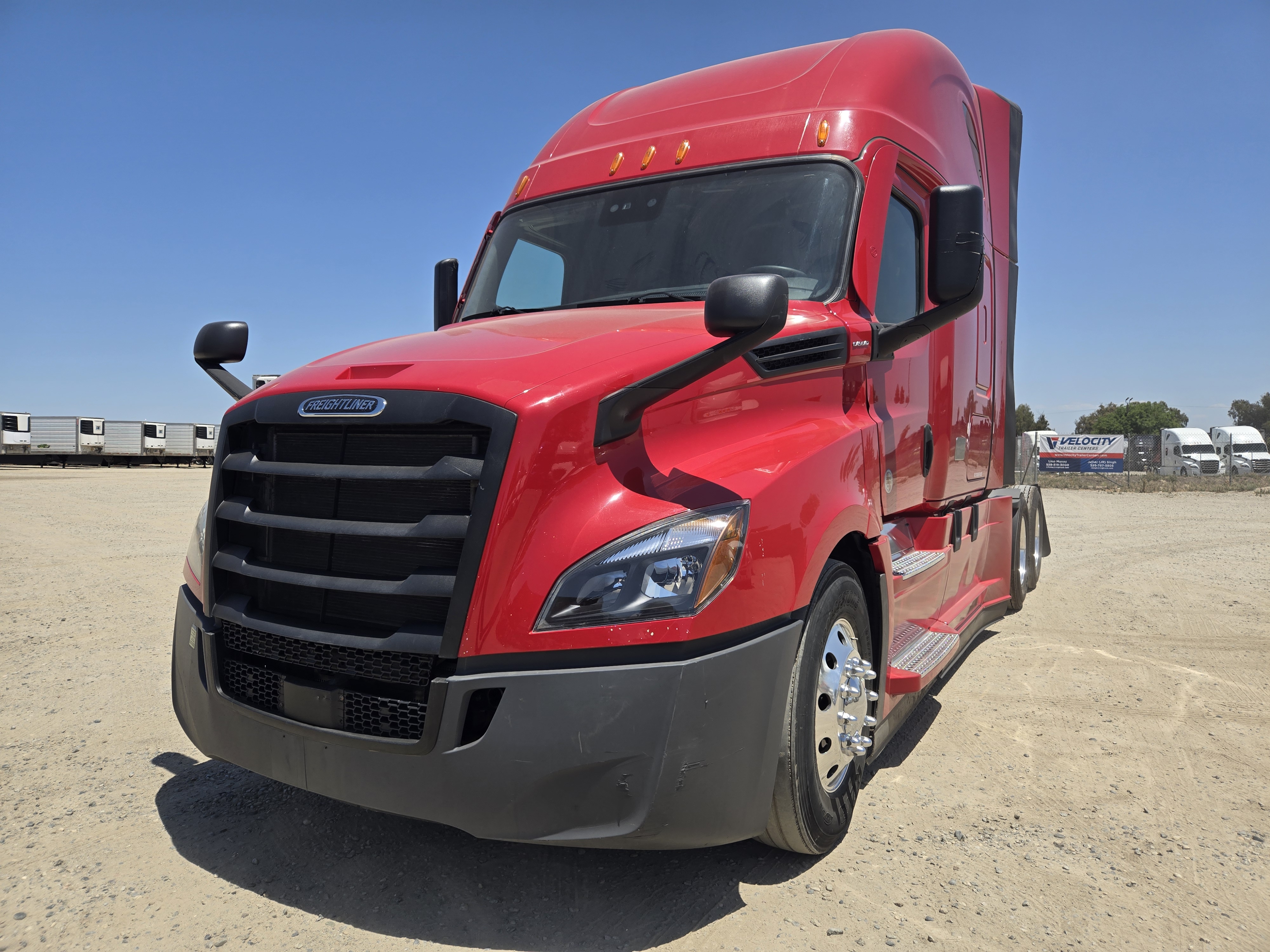 2022 FREIGHTLINER CASCADIA 126SLP - image 1