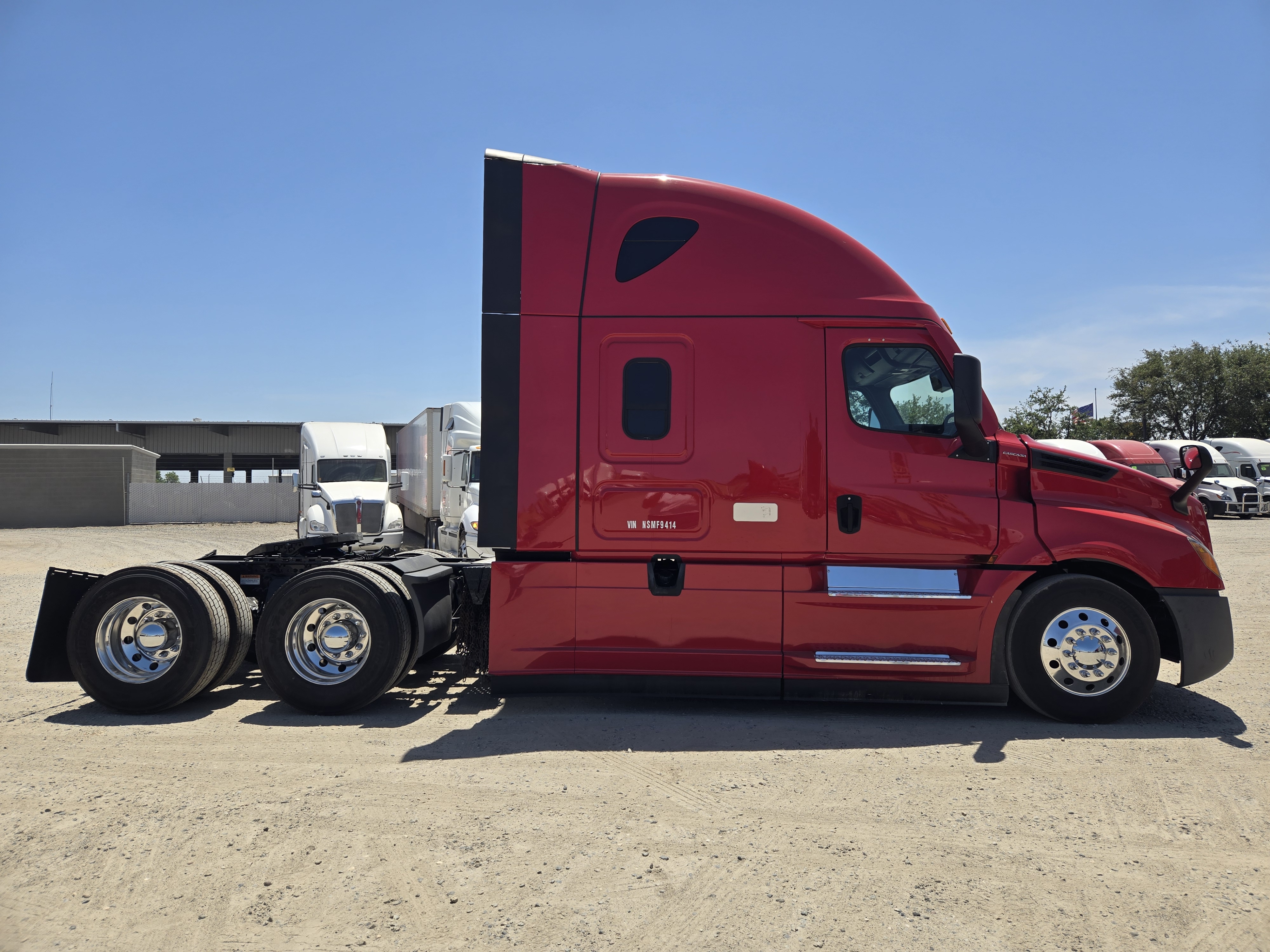 2022 FREIGHTLINER CASCADIA 126SLP - image 7