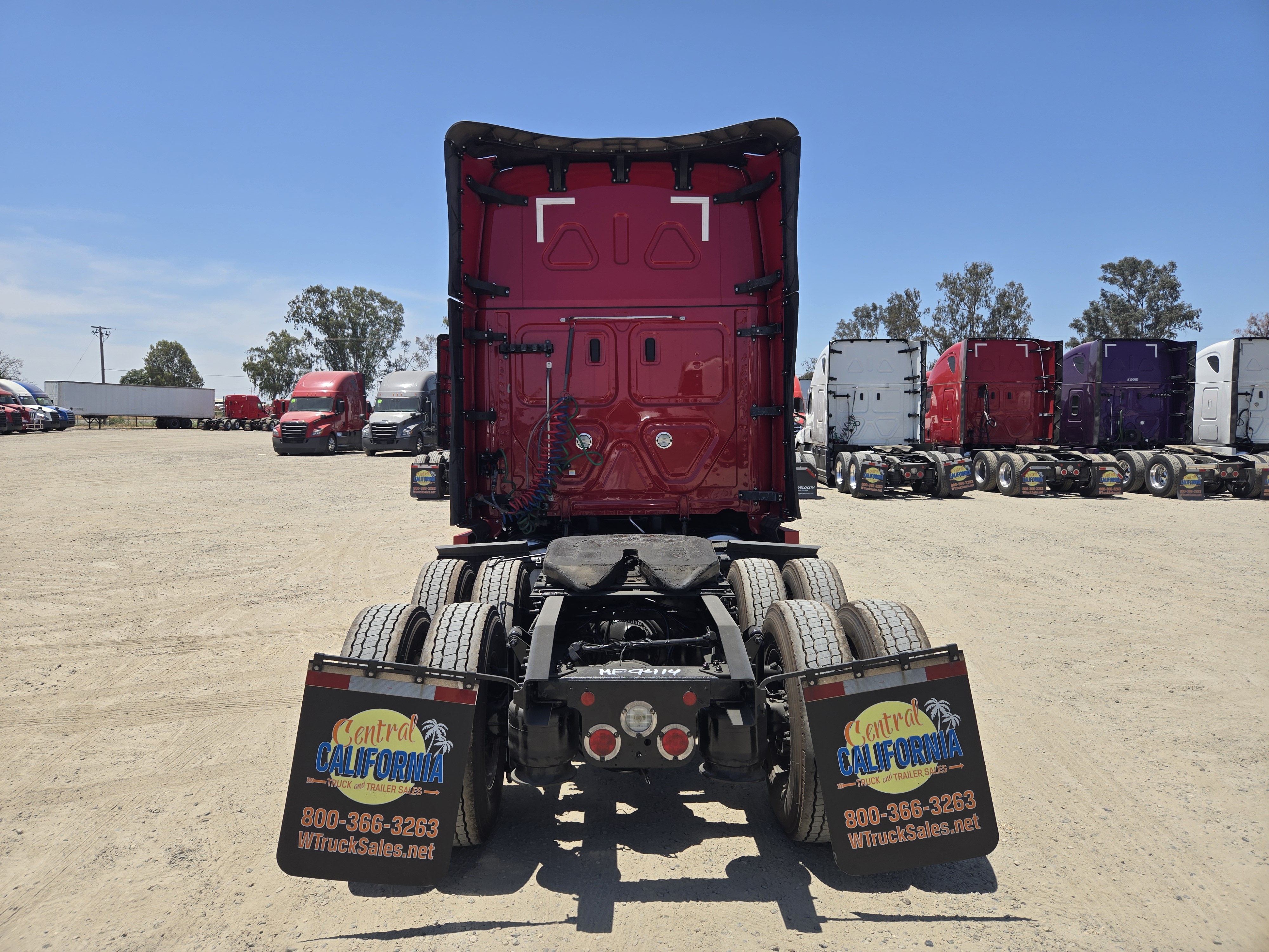 2022 FREIGHTLINER CASCADIA 126SLP - image 5