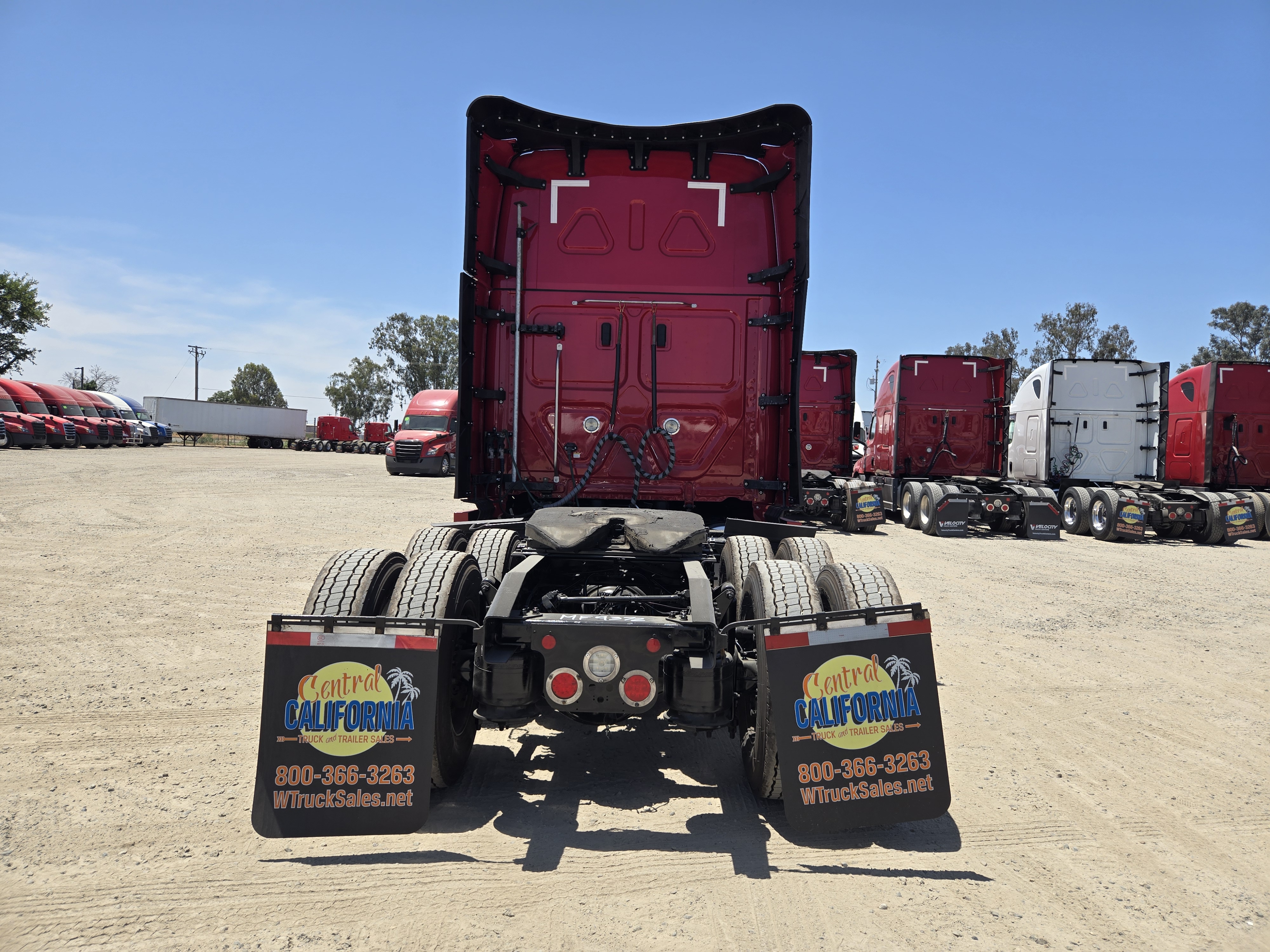 2022 FREIGHTLINER CASCADIA 126SLP - image 5