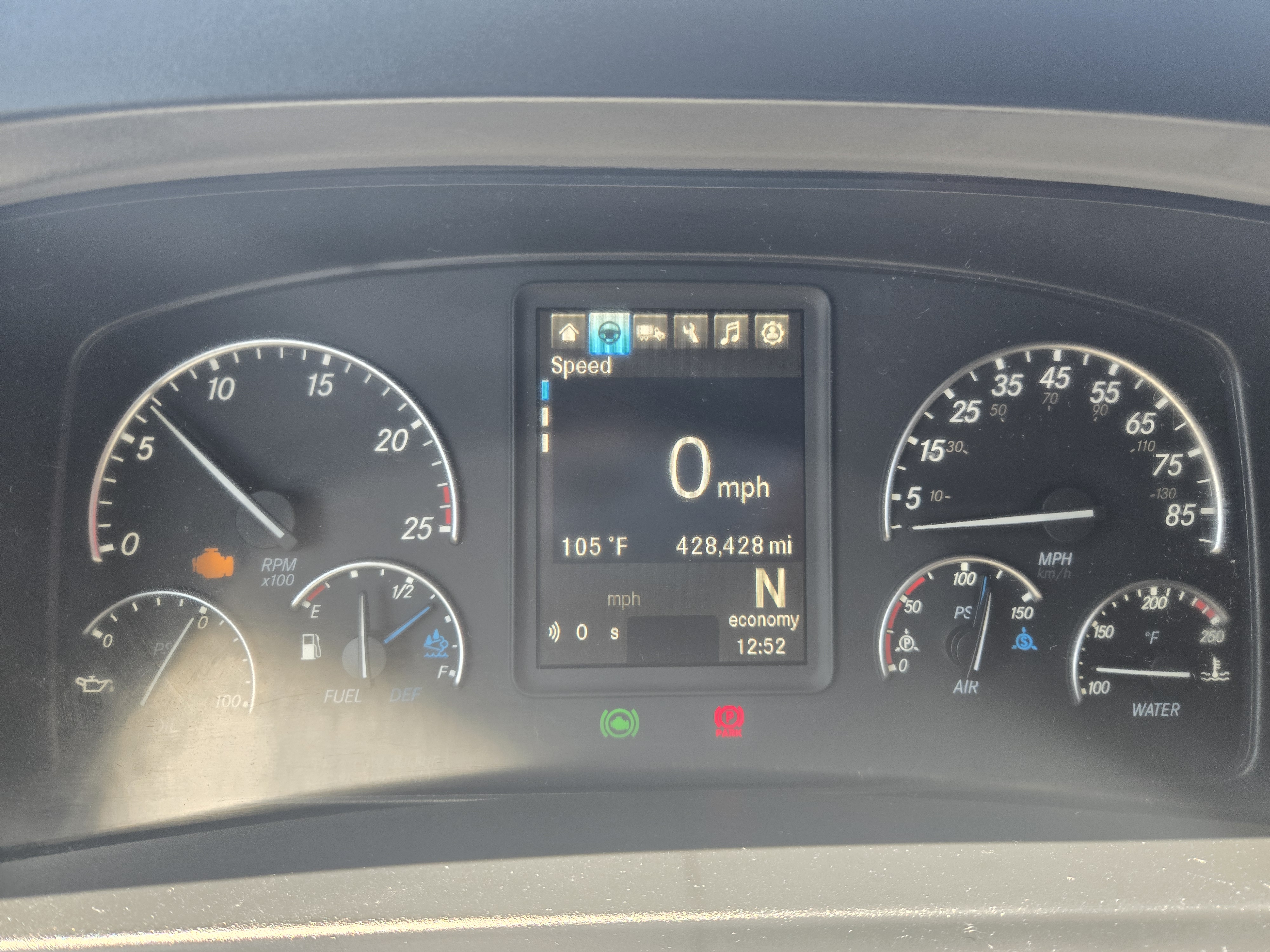 2022 FREIGHTLINER CASCADIA 126SLP - image 11