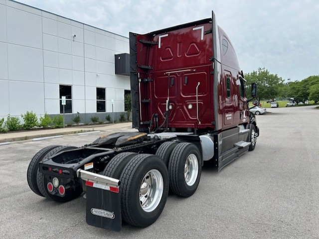2023 FREIGHTLINER CASCADIA 126SLP - image 5