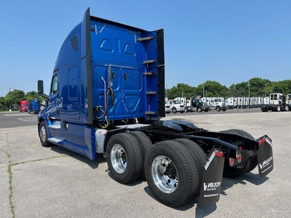FREIGHTLINER CASCADIA 126SLP 2020