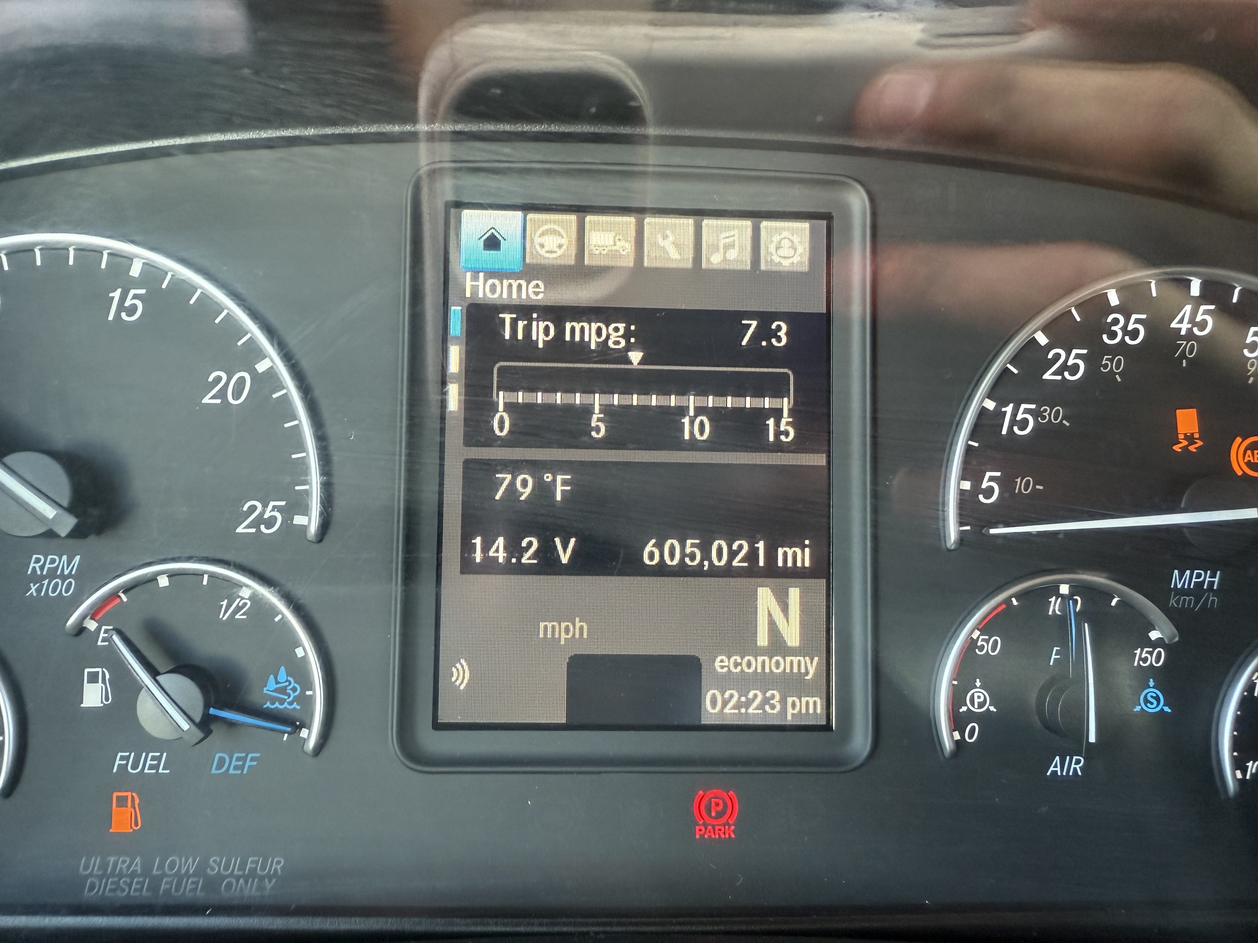 2019 FREIGHTLINER CASCADIA 126SLP - image 6