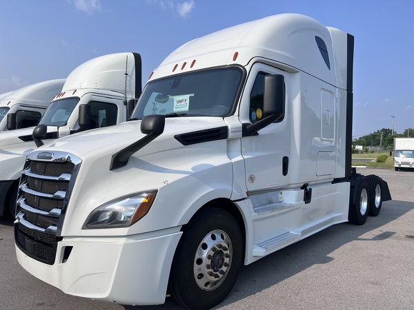 FREIGHTLINER CASCADIA 126SLP 2020