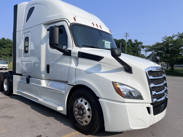 FREIGHTLINER CASCADIA 126SLP 2020