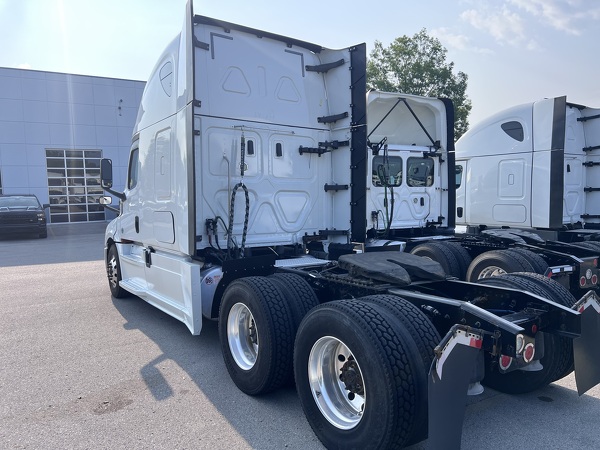 FREIGHTLINER CASCADIA 126SLP 2020