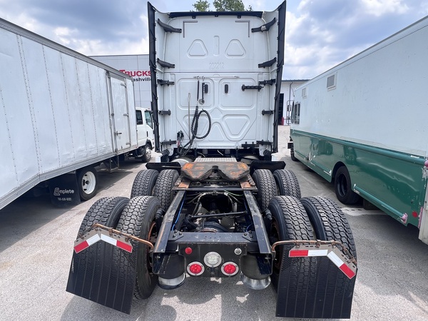 FREIGHTLINER CASCADIA 126SLP 2020