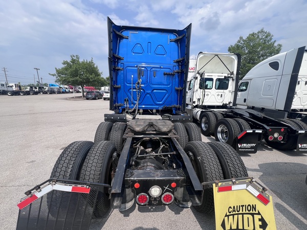 FREIGHTLINER CASCADIA 126SLP 2020