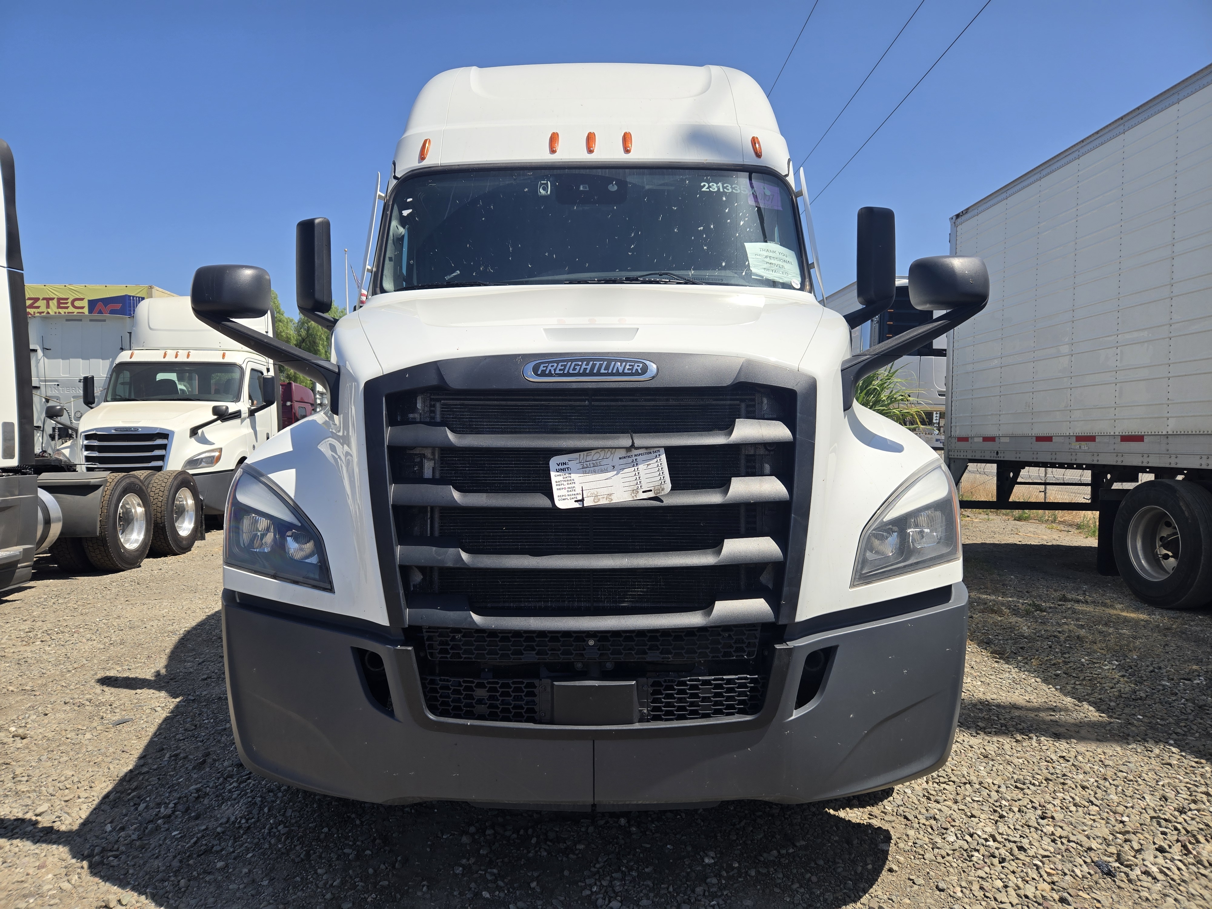 2023 FREIGHTLINER CASCADIA 126SLP - image 2
