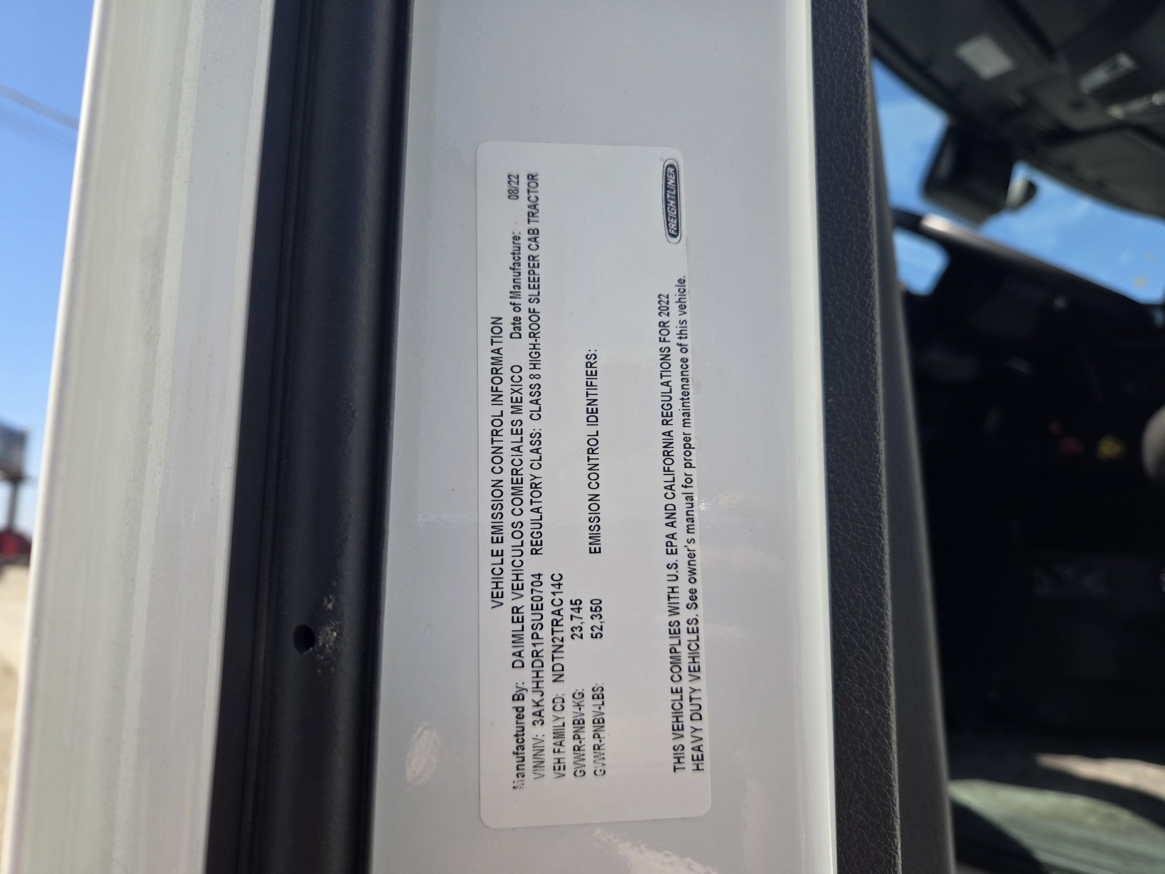 2023 FREIGHTLINER CASCADIA 126SLP - image 21