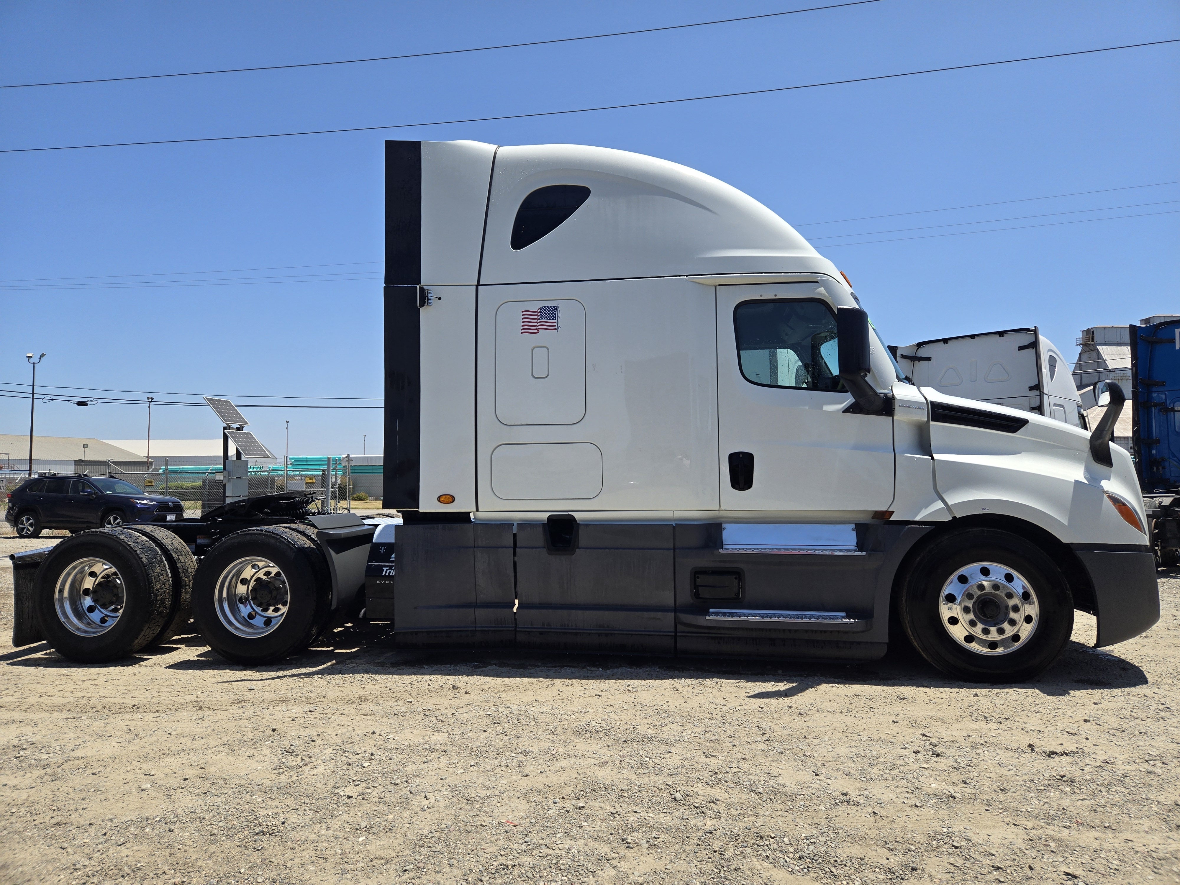 2022 FREIGHTLINER CASCADIA 126SLP - image 7