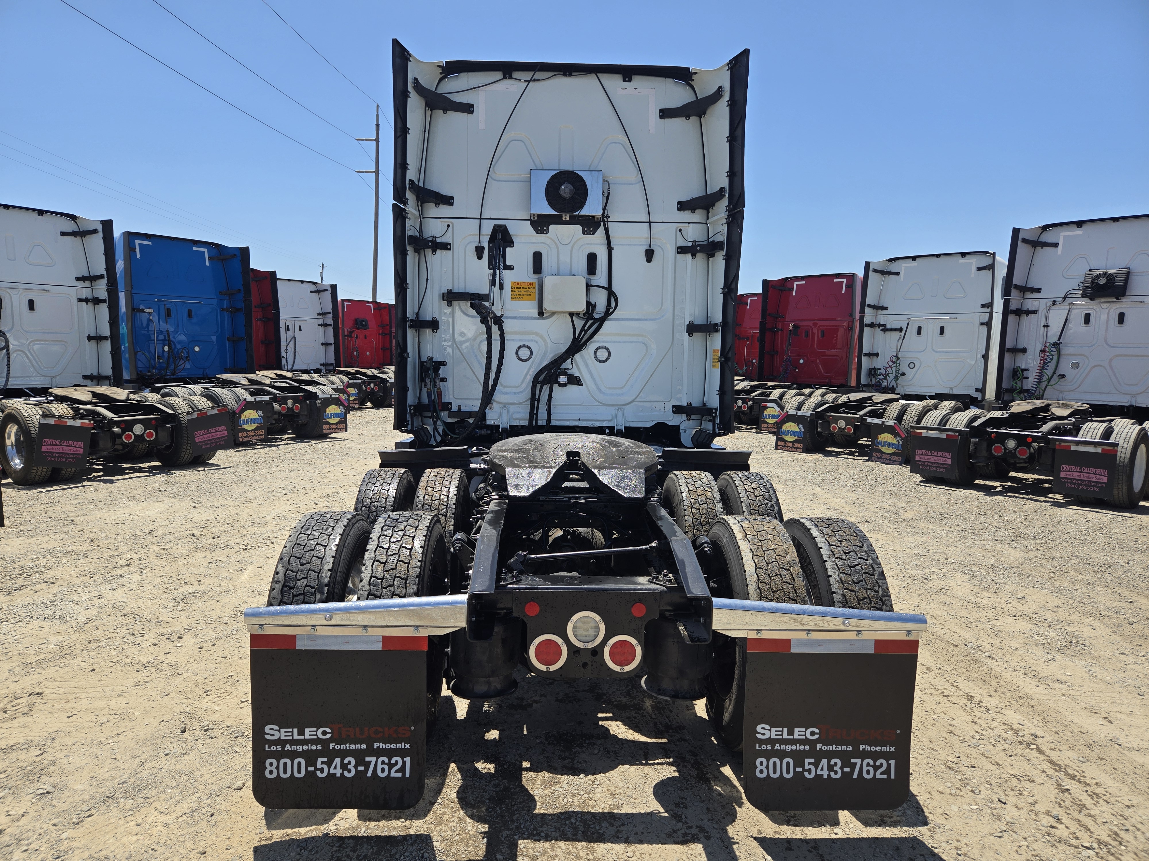 2022 FREIGHTLINER CASCADIA 126SLP - image 5