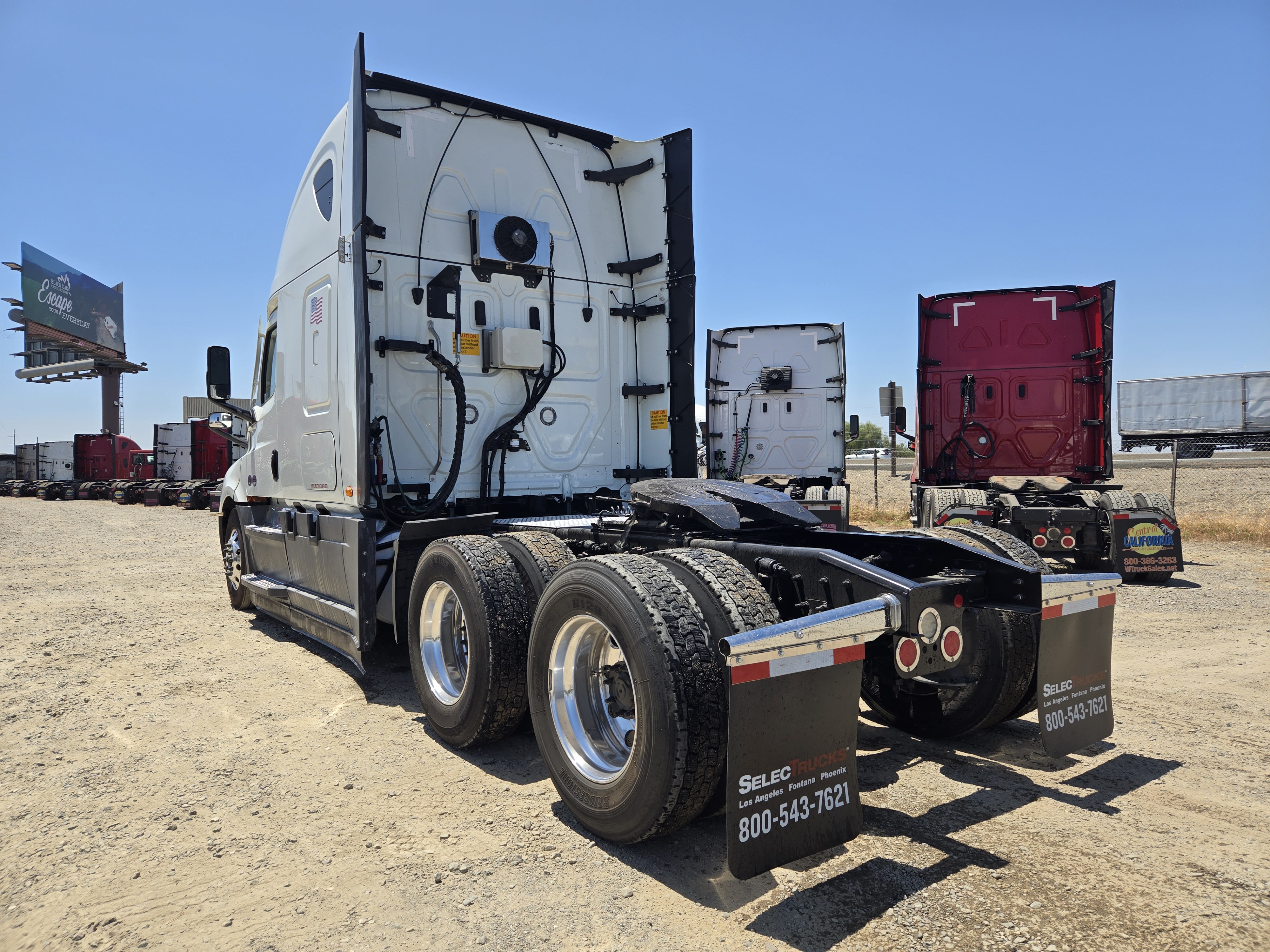 2022 FREIGHTLINER CASCADIA 126SLP - image 4