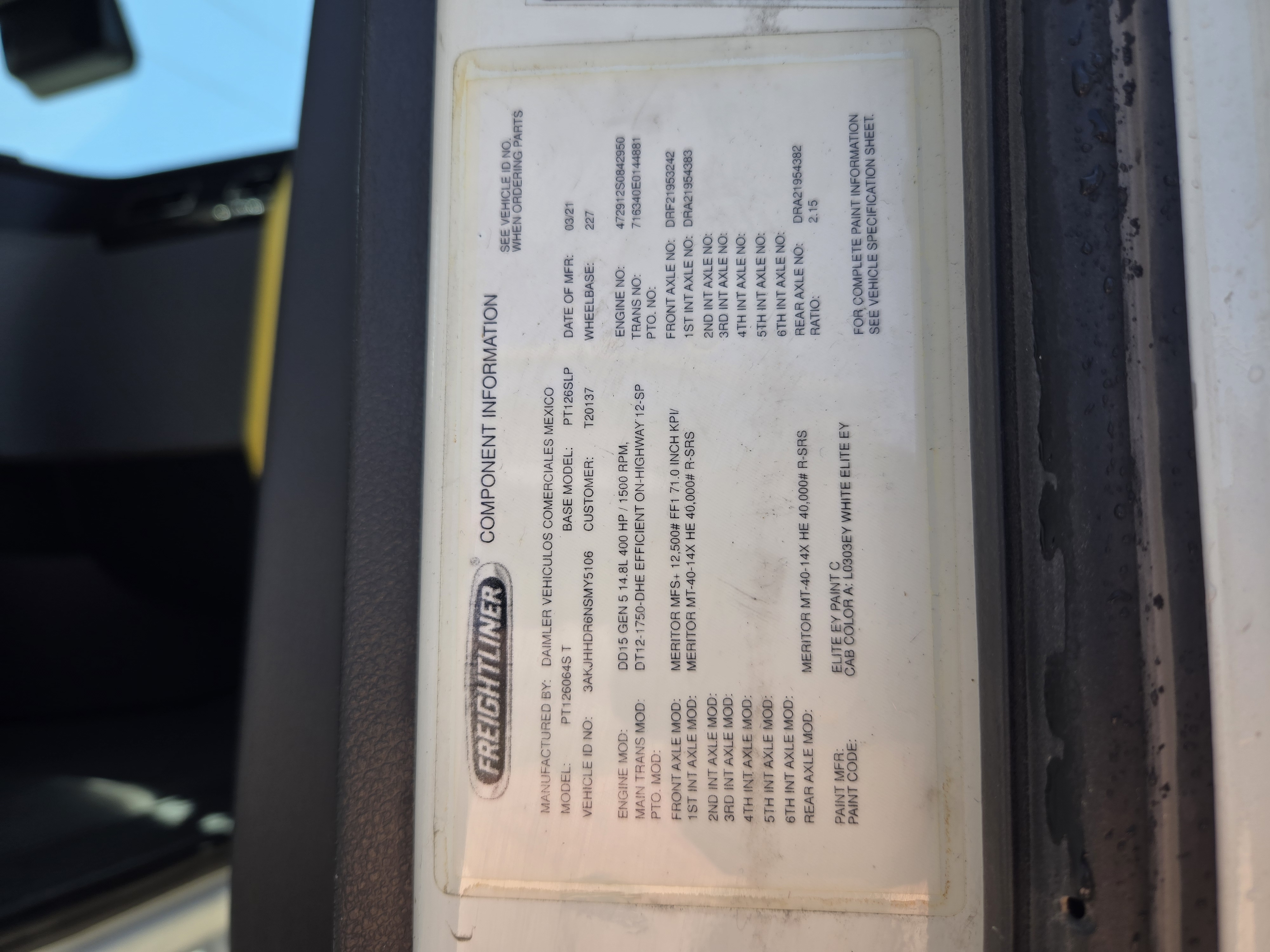 2022 FREIGHTLINER CASCADIA 126SLP - image 21