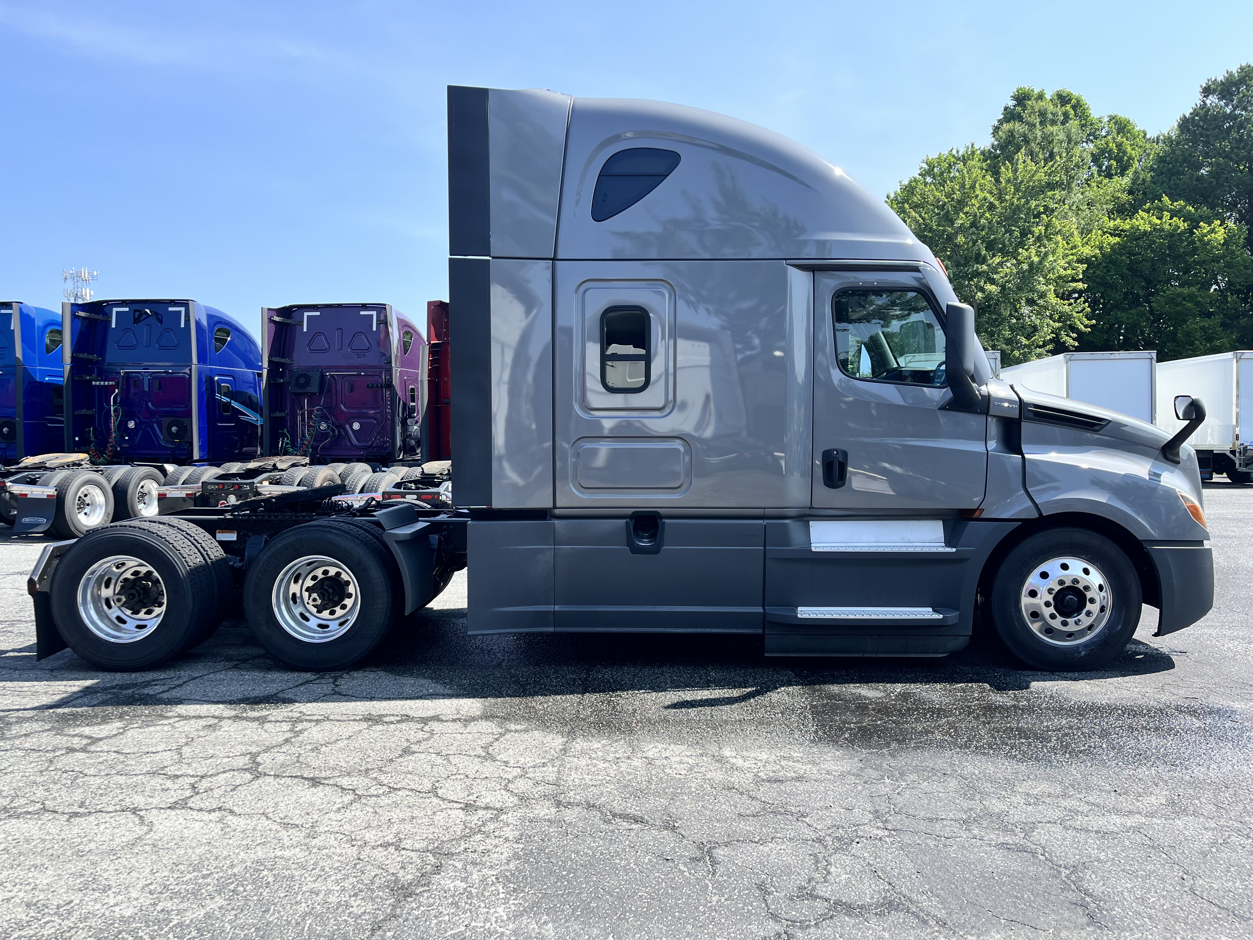 2021 FREIGHTLINER CASCADIA 126SLP - image 7