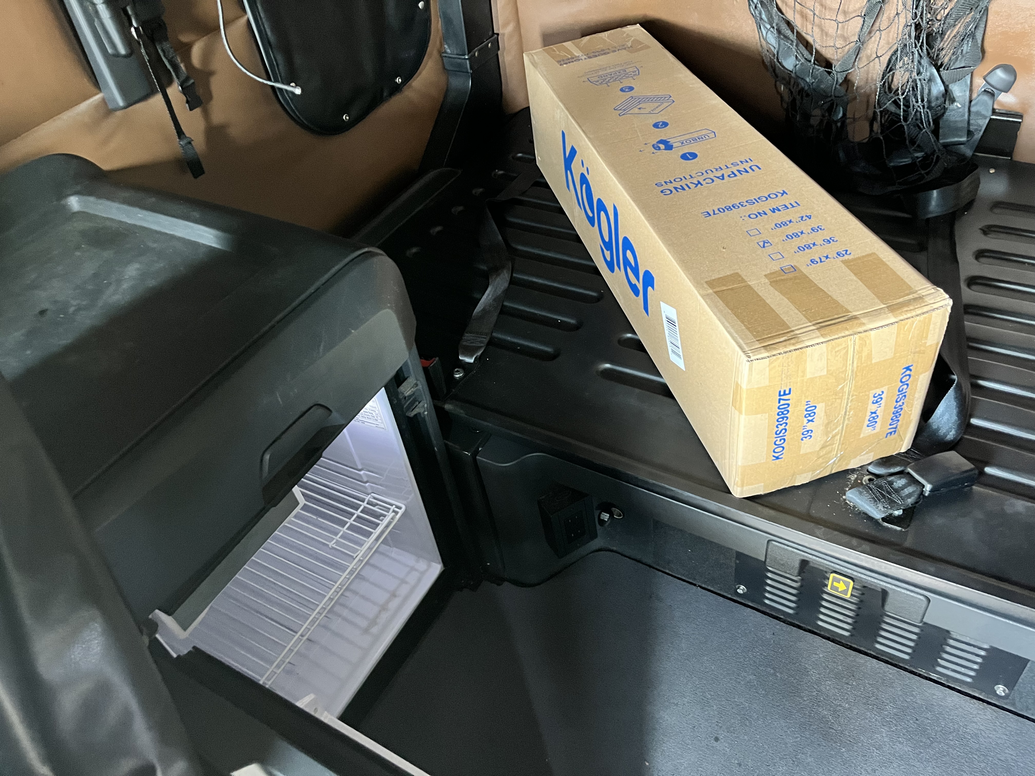 2021 FREIGHTLINER CASCADIA 126SLP - image 19