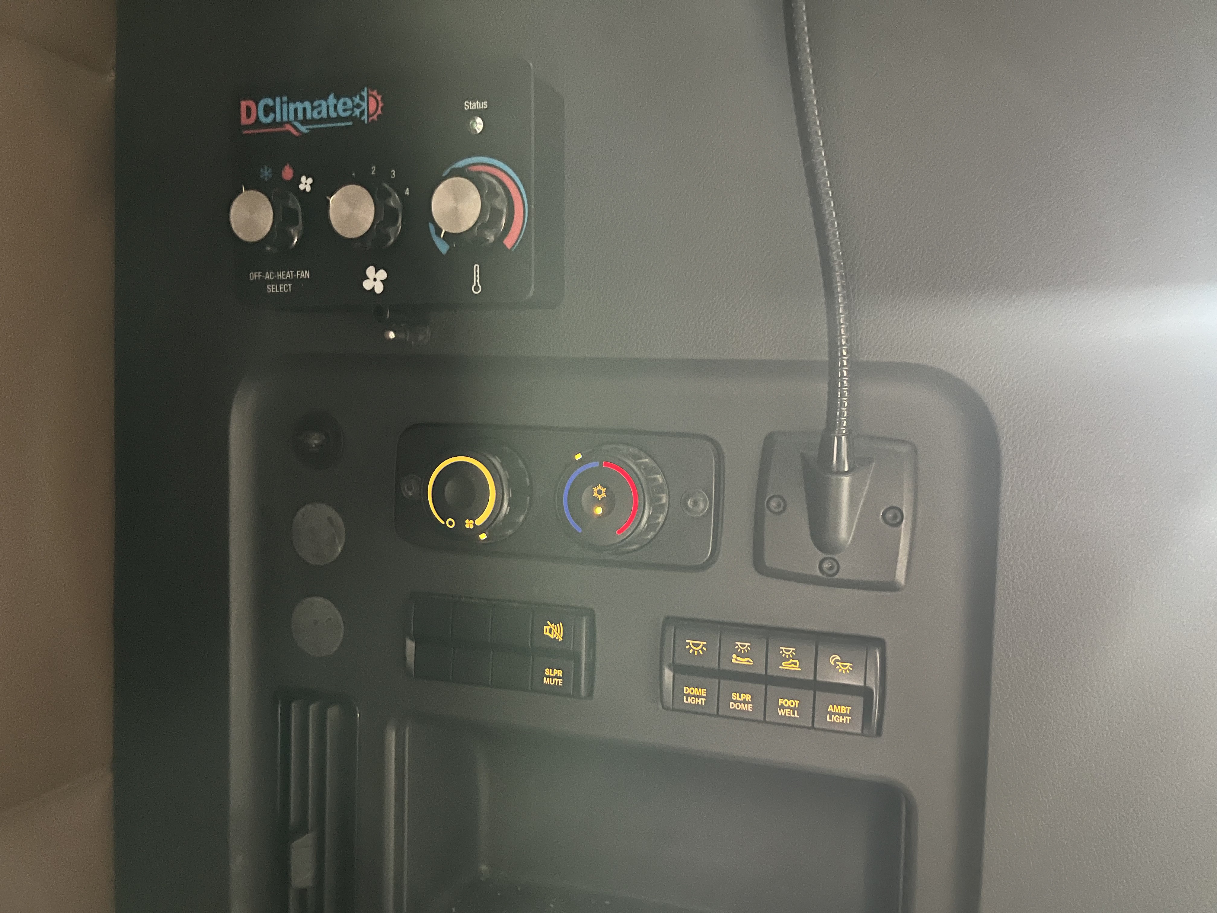 2021 FREIGHTLINER CASCADIA 126SLP - image 20