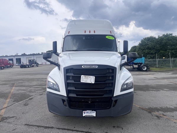 FREIGHTLINER CASCADIA 126SLP 2023