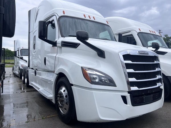 FREIGHTLINER CASCADIA 126SLP 2020