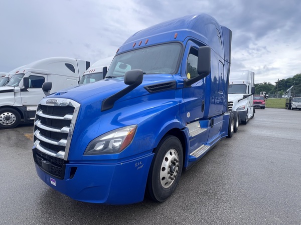 FREIGHTLINER CASCADIA 126SLP 2020