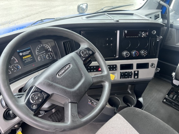 FREIGHTLINER CASCADIA 126SLP 2020