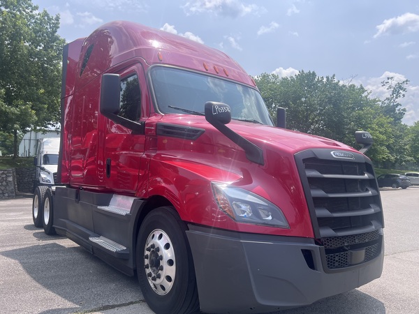 FREIGHTLINER CASCADIA 126SLP 2020