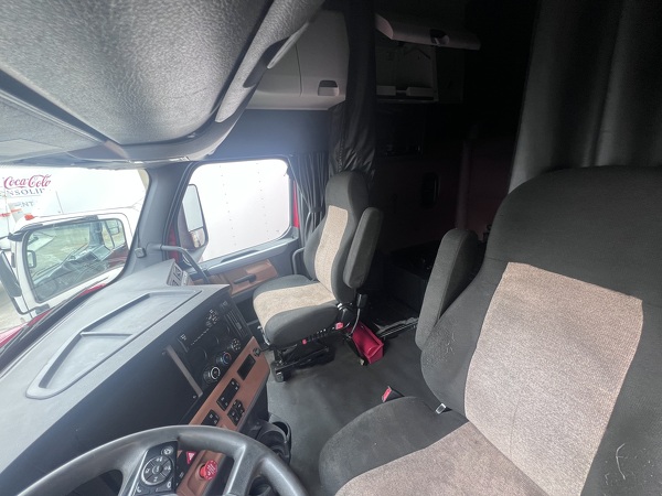 FREIGHTLINER CASCADIA 126SLP 2020
