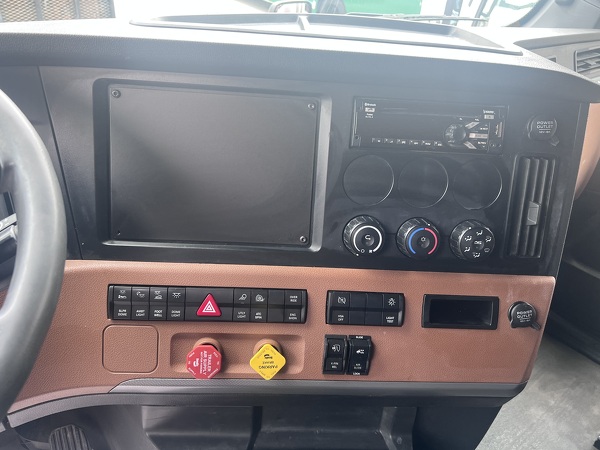 FREIGHTLINER CASCADIA 126SLP 2020