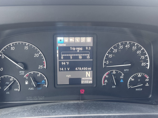 FREIGHTLINER CASCADIA 126SLP 2020