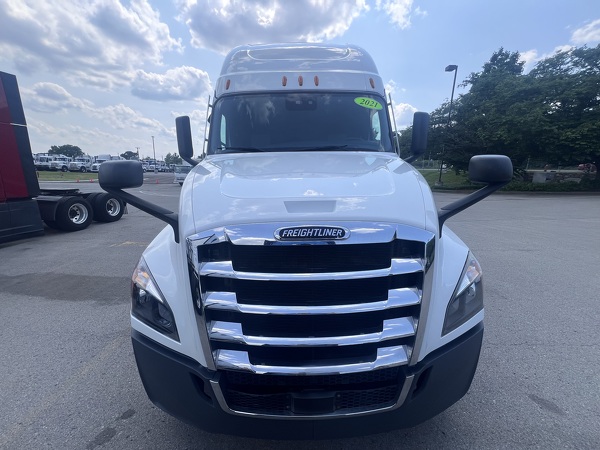 FREIGHTLINER CASCADIA 126SLP 2021