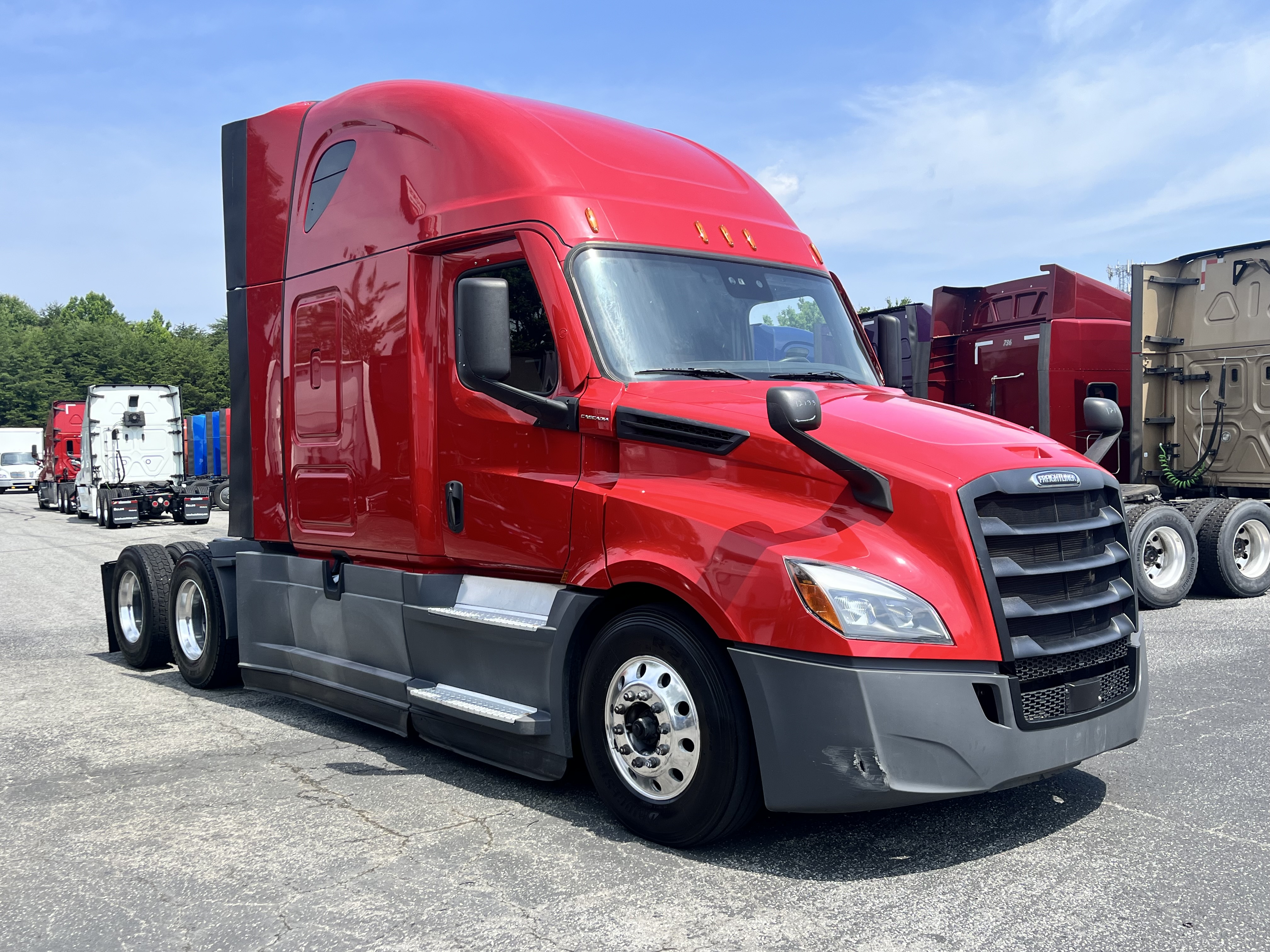 2021 FREIGHTLINER CASCADIA 126SLP - image 7