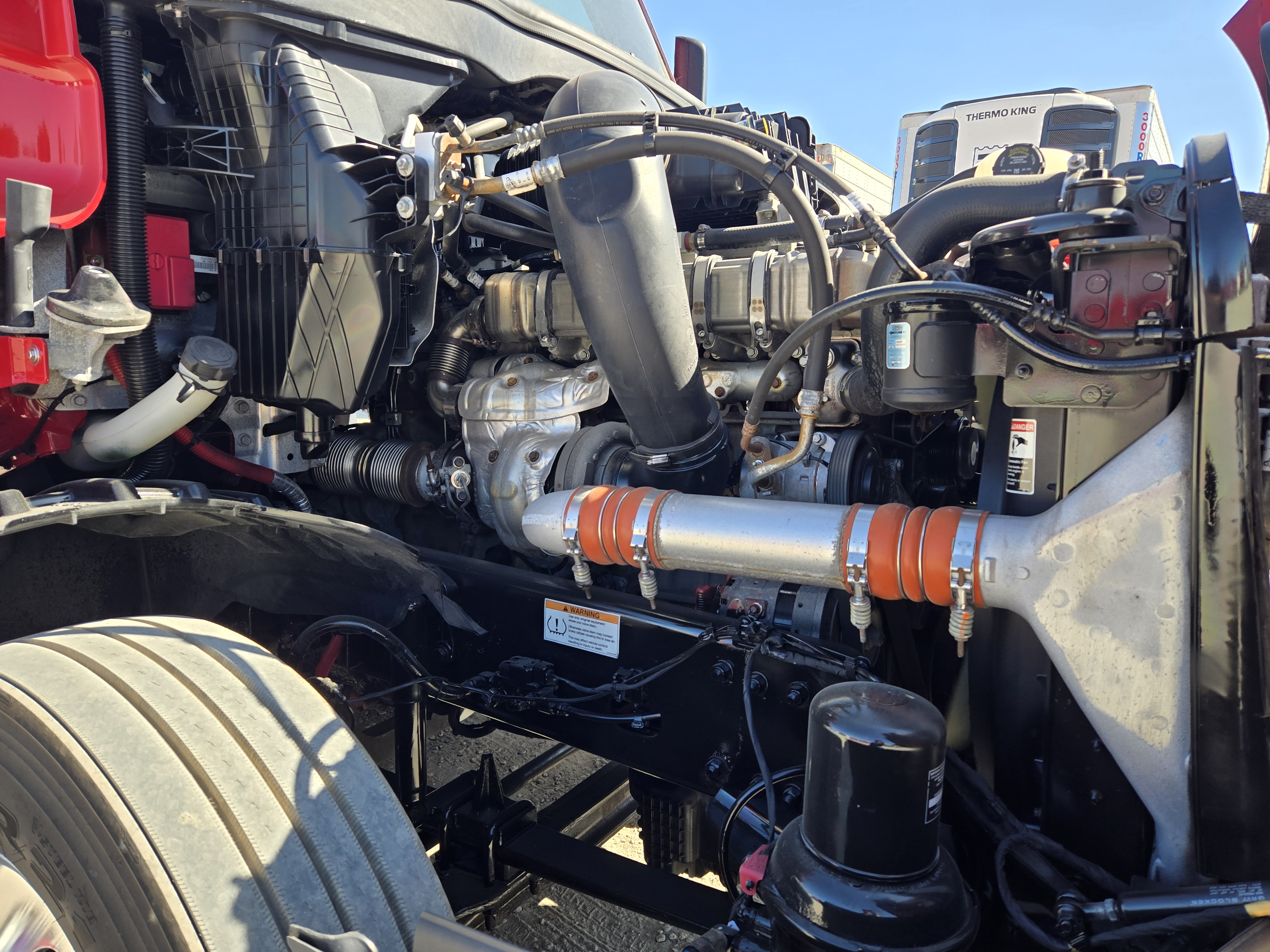 2021 FREIGHTLINER CASCADIA 126SLP - image 9