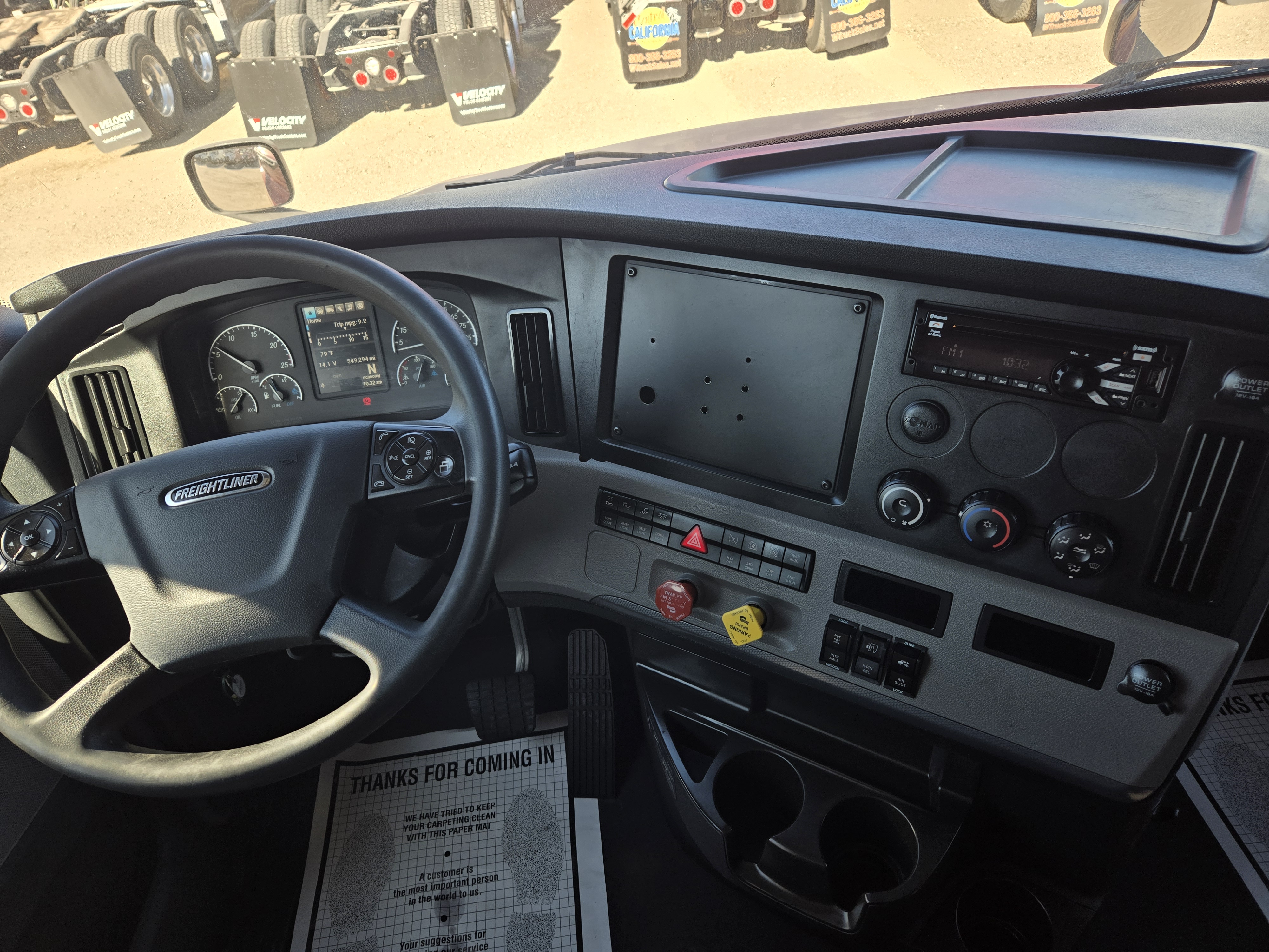 2020 FREIGHTLINER CASCADIA 126SLP - image 18
