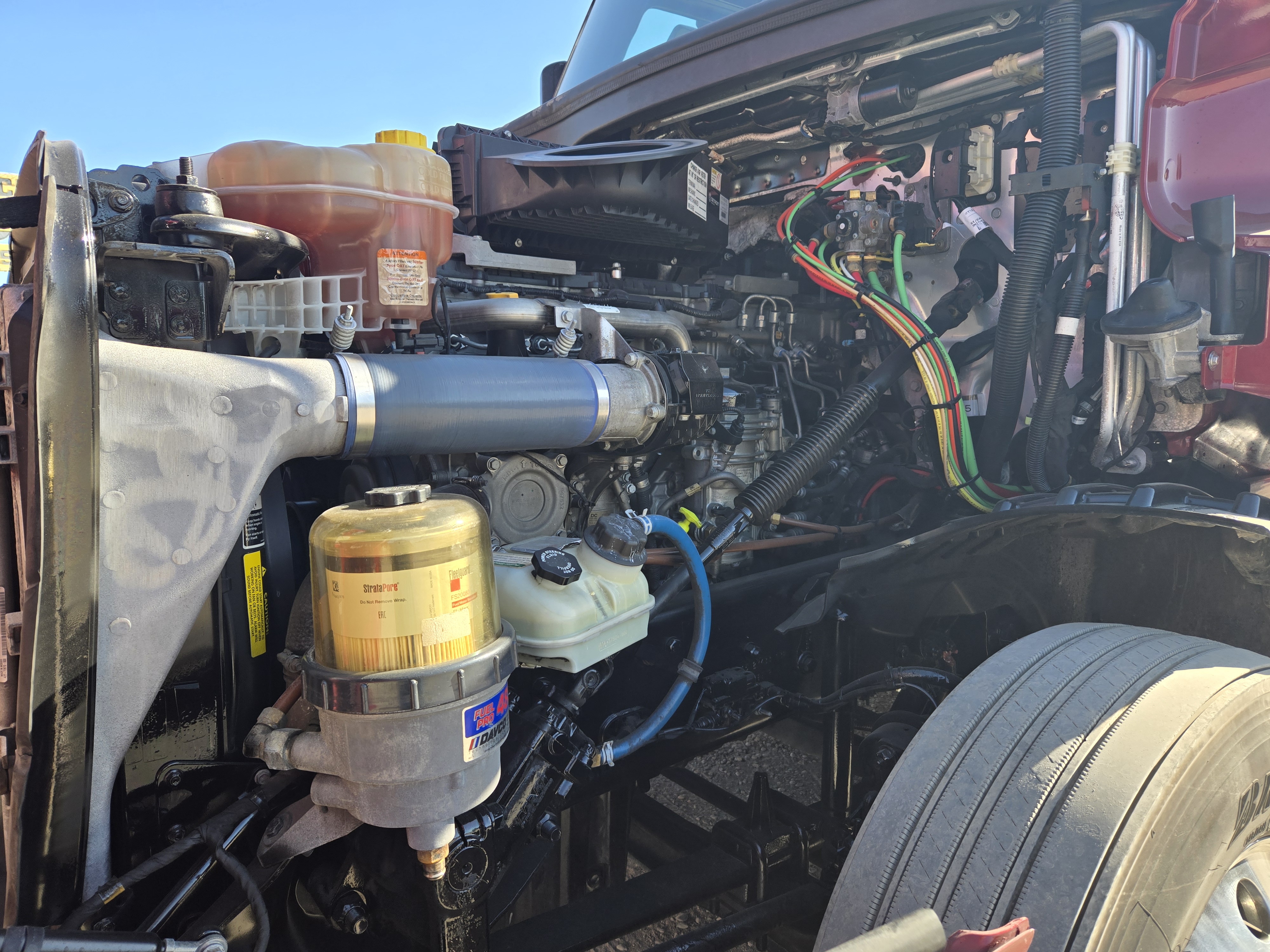 2020 FREIGHTLINER CASCADIA 126SLP - image 10