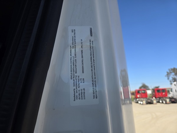 FREIGHTLINER CASCADIA 126SLP 2024