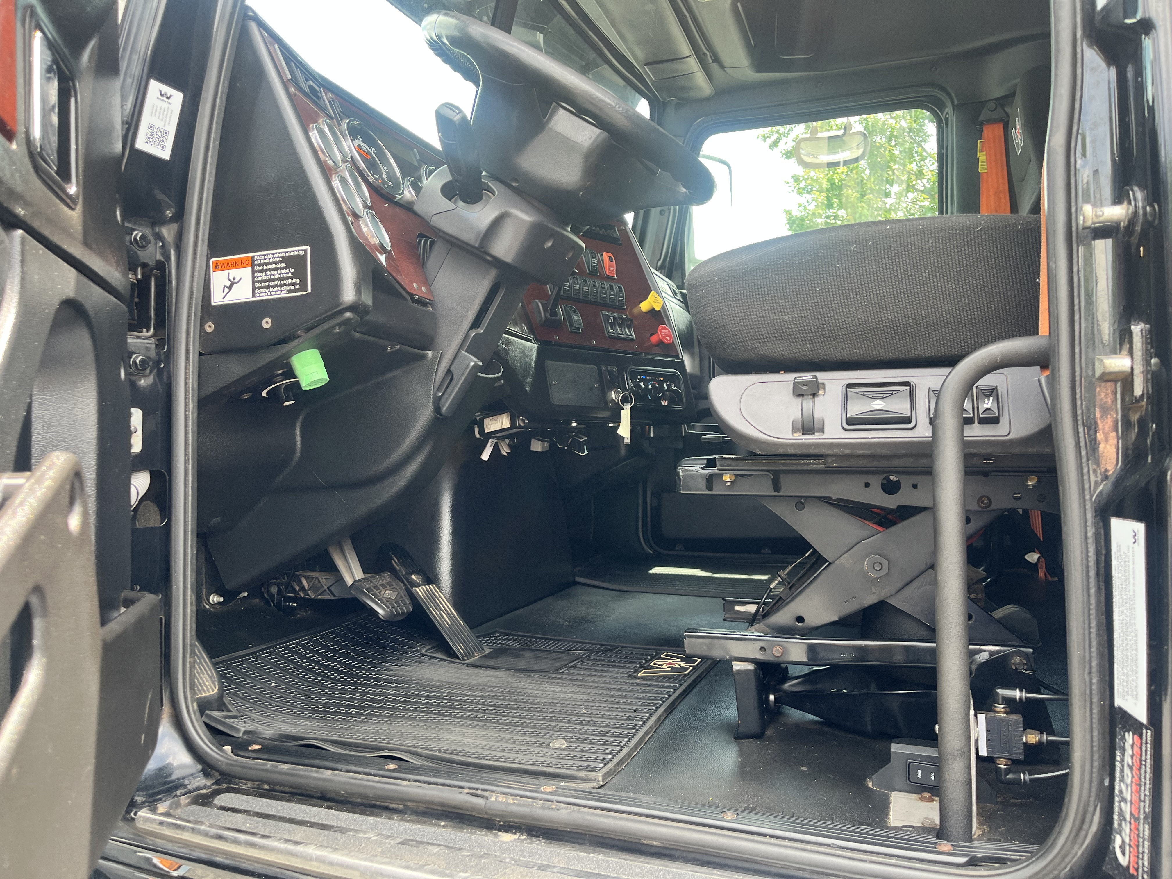 2021 WESTERN STAR 5700ex - image 16