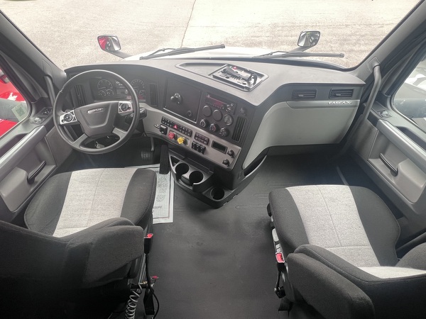 FREIGHTLINER CASCADIA 126SLP 2020