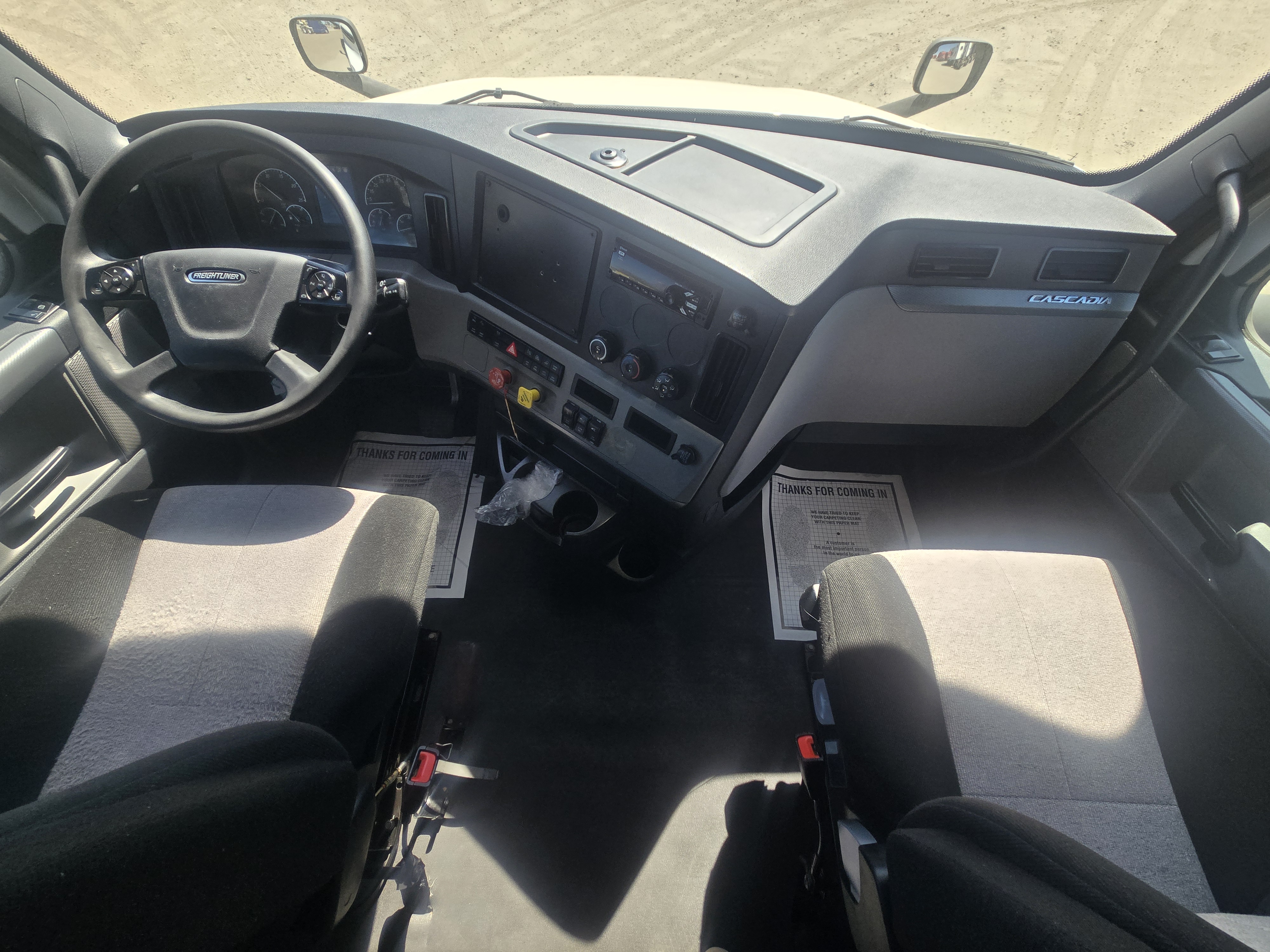 2020 FREIGHTLINER CASCADIA 126SLP - image 17