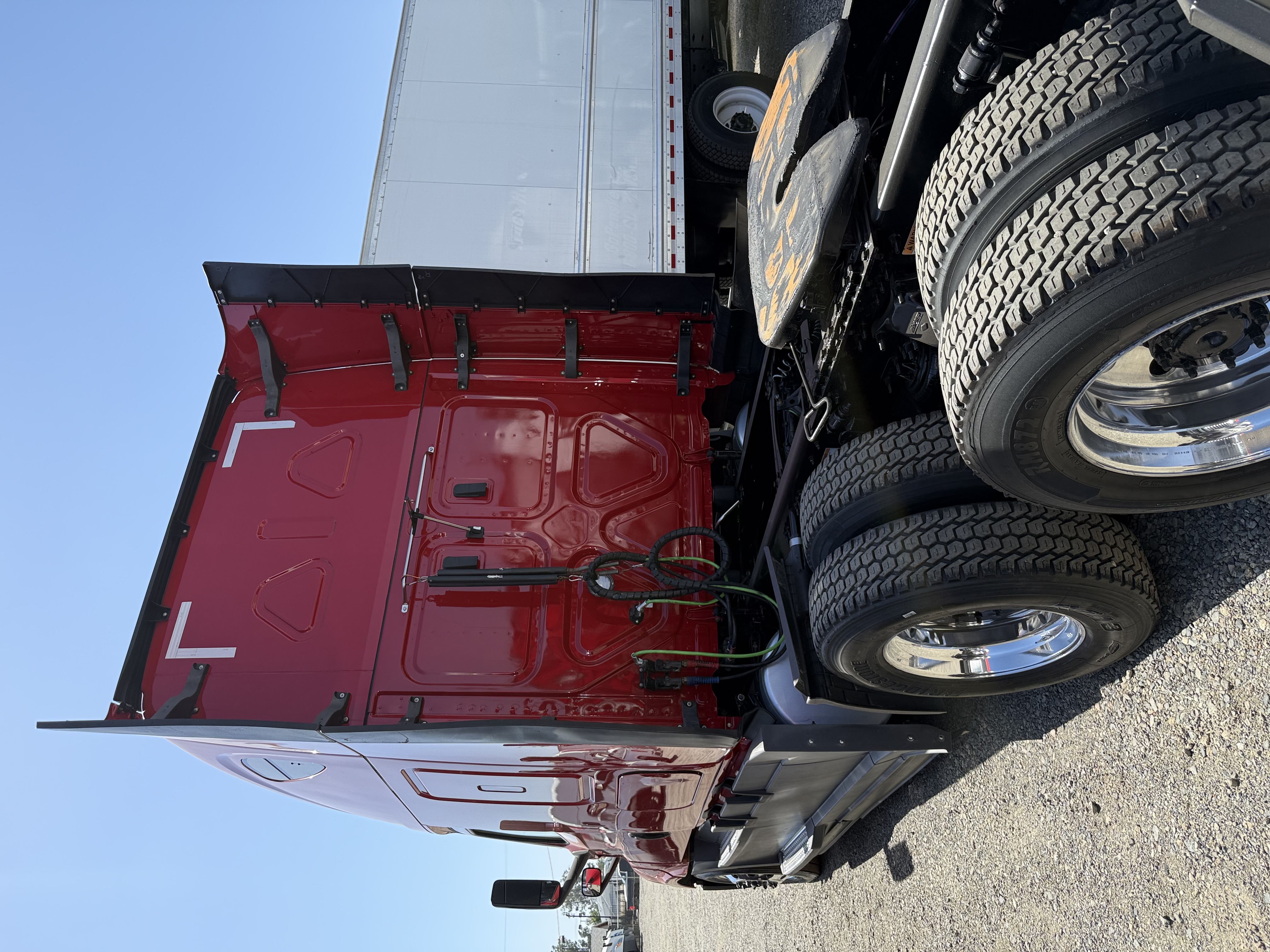 2020 FREIGHTLINER CASCADIA 126SLP - image 4
