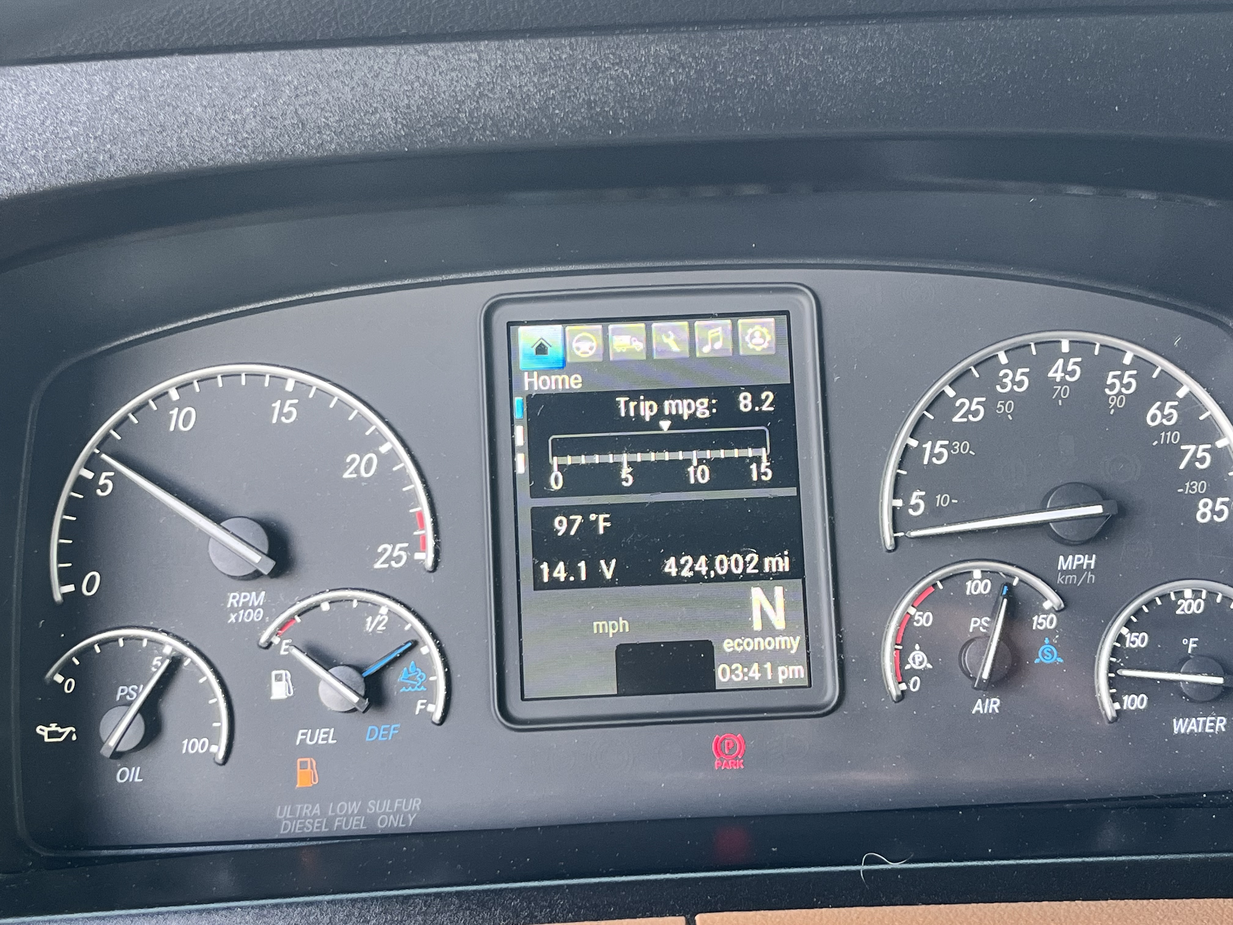 2020 FREIGHTLINER CASCADIA 126SLP - image 13