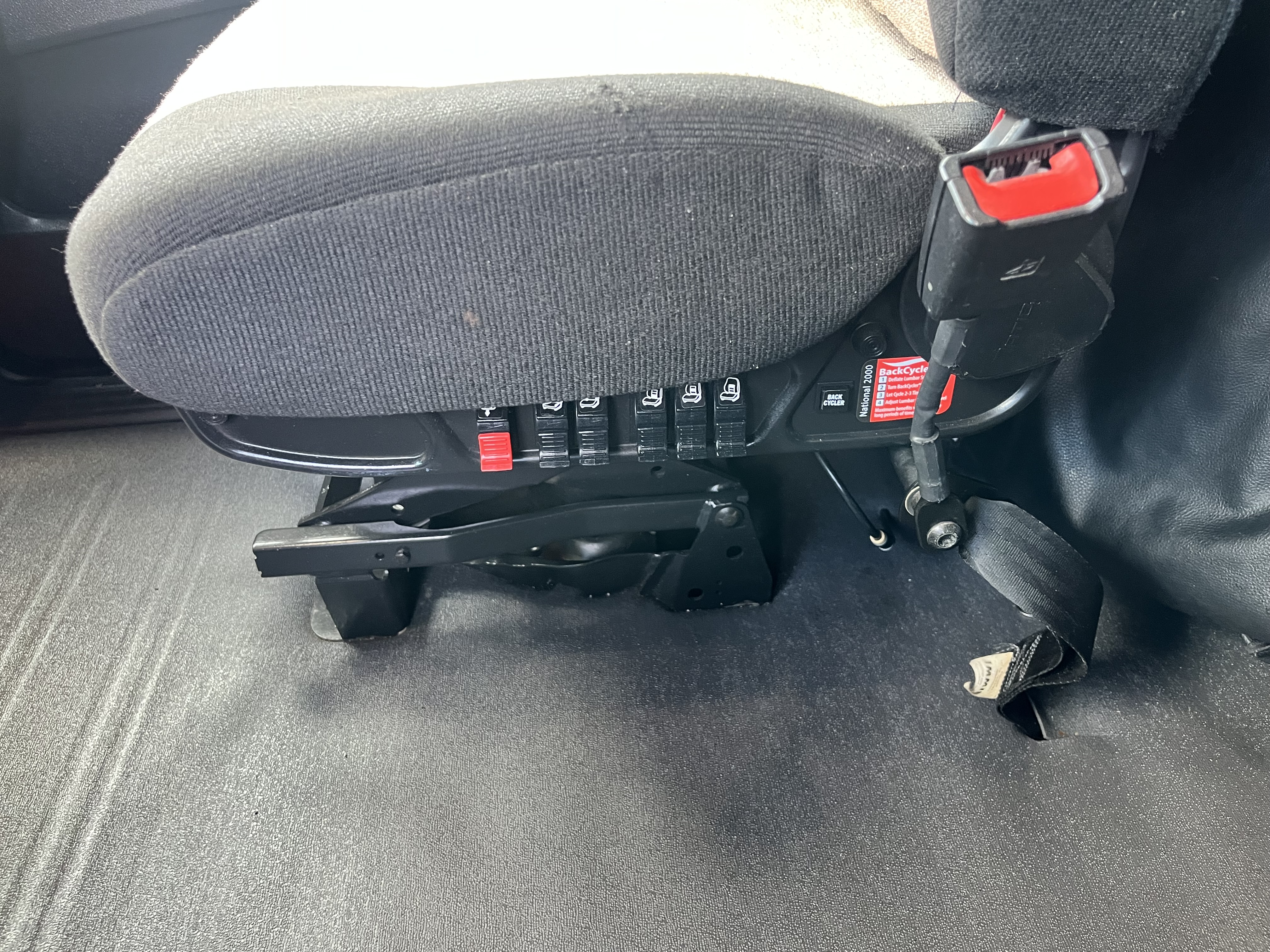 2020 FREIGHTLINER CASCADIA 126SLP - image 16