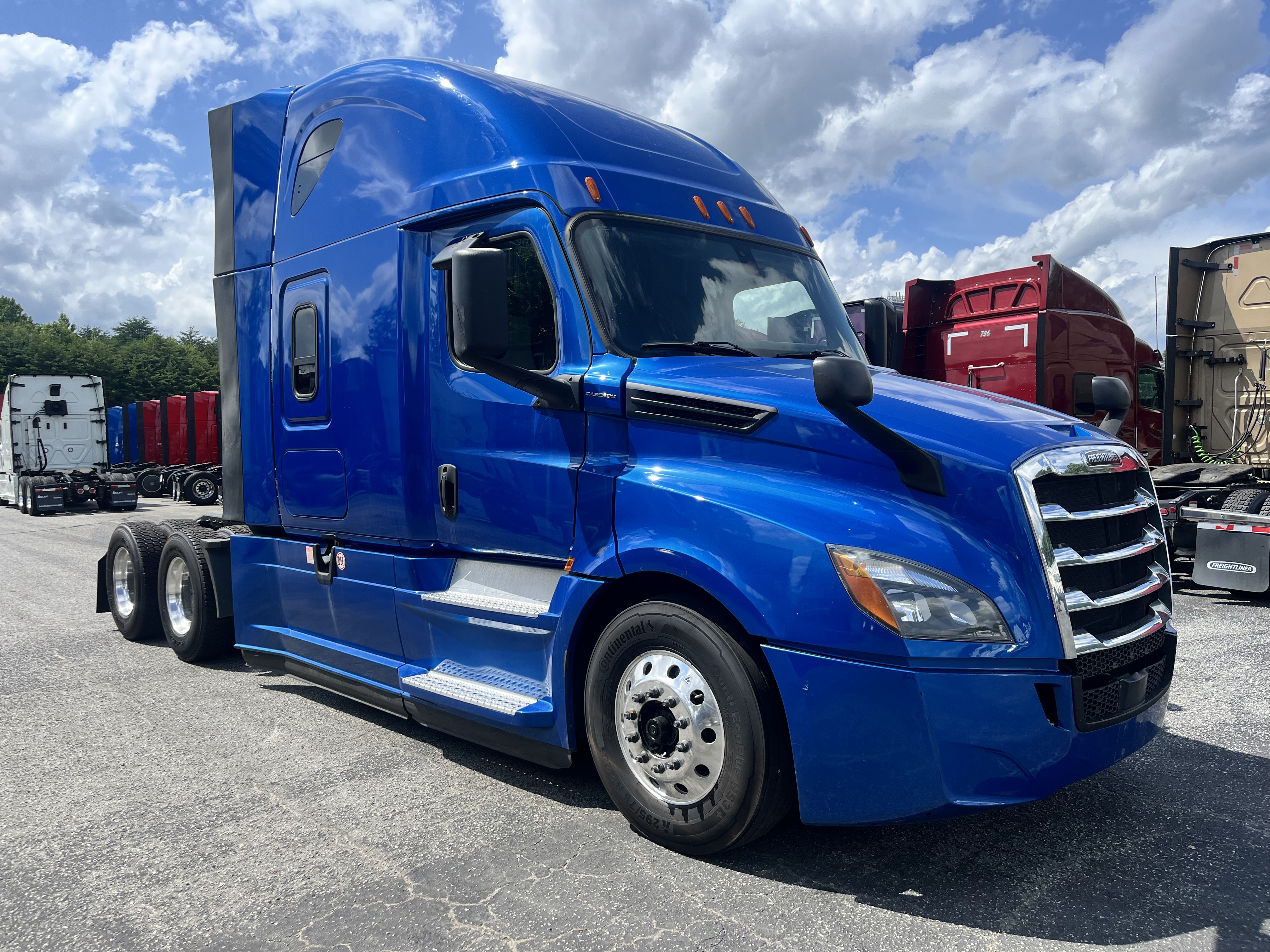 2020 FREIGHTLINER CASCADIA 126SLP - image 7
