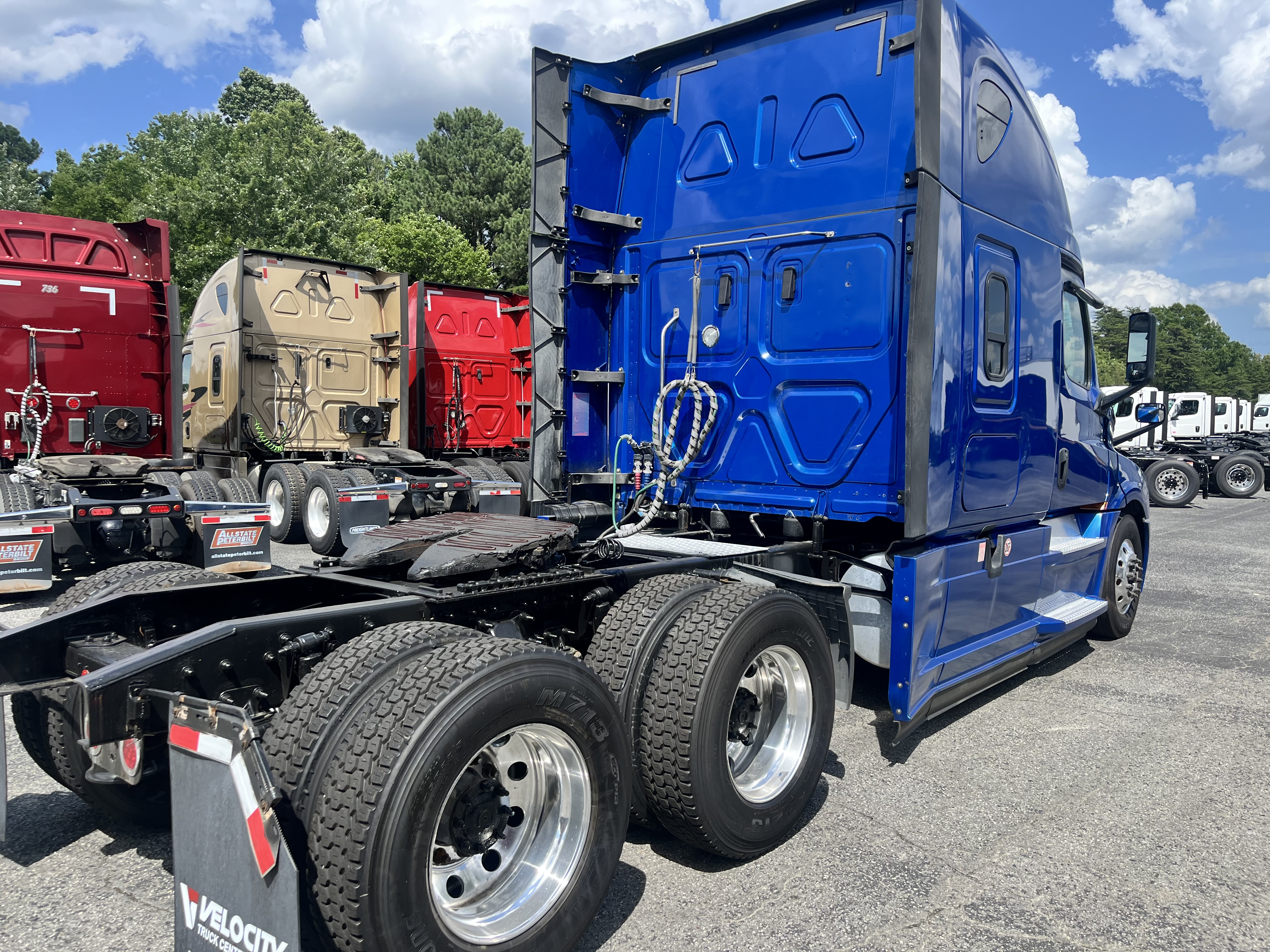 2020 FREIGHTLINER CASCADIA 126SLP - image 5