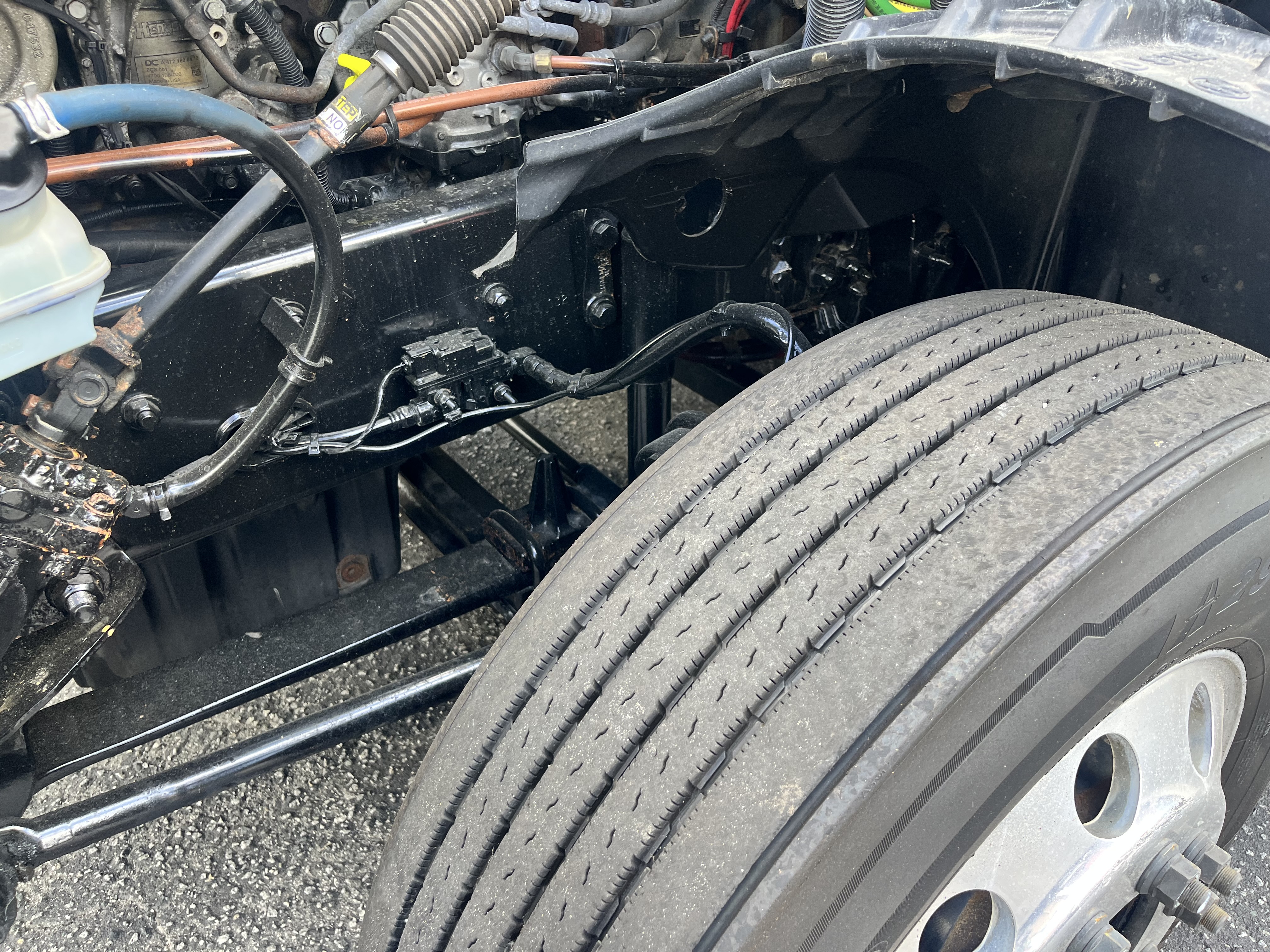 2020 FREIGHTLINER CASCADIA 126SLP - image 12