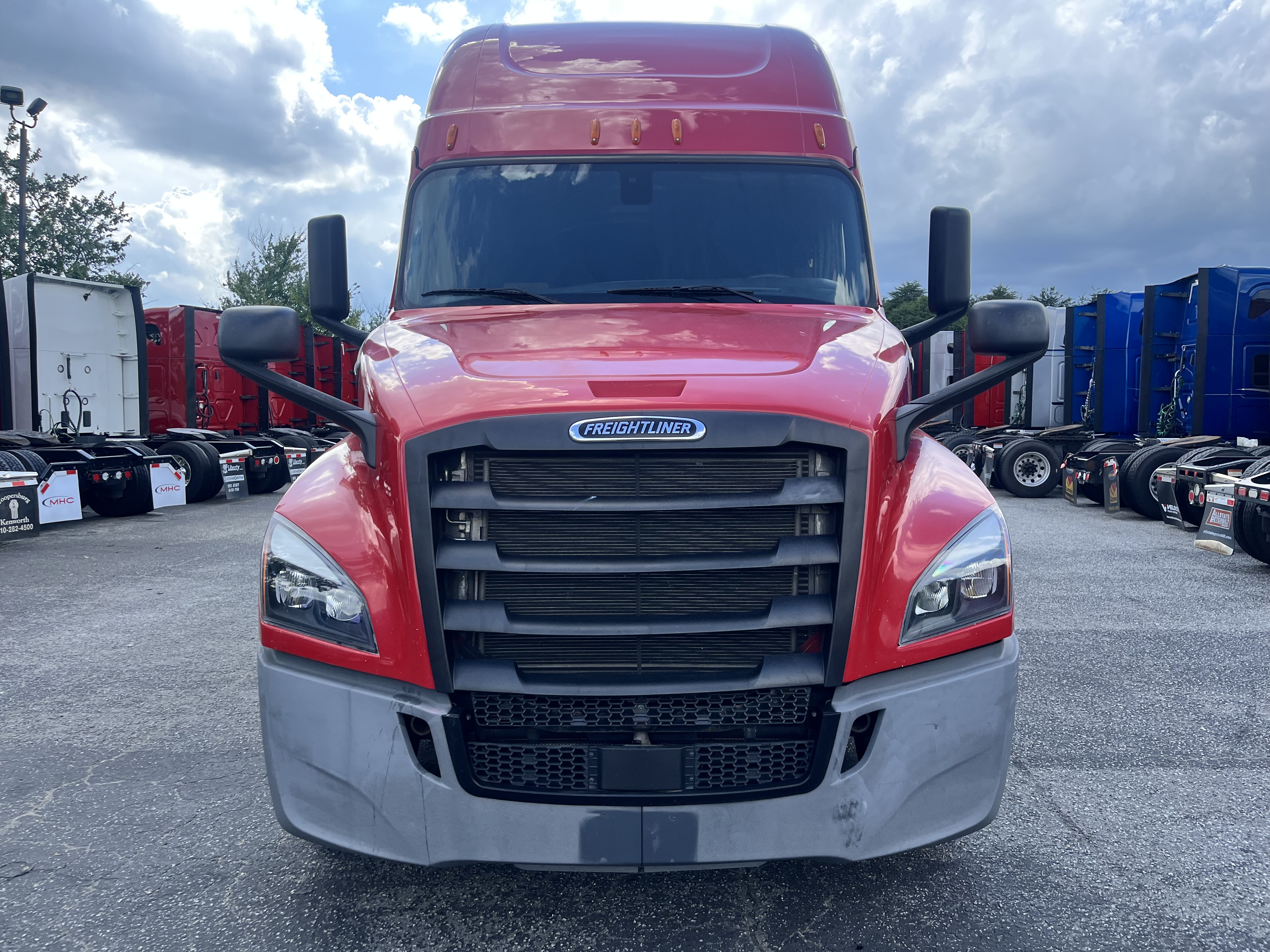 2020 FREIGHTLINER CASCADIA 126SLP - image 8