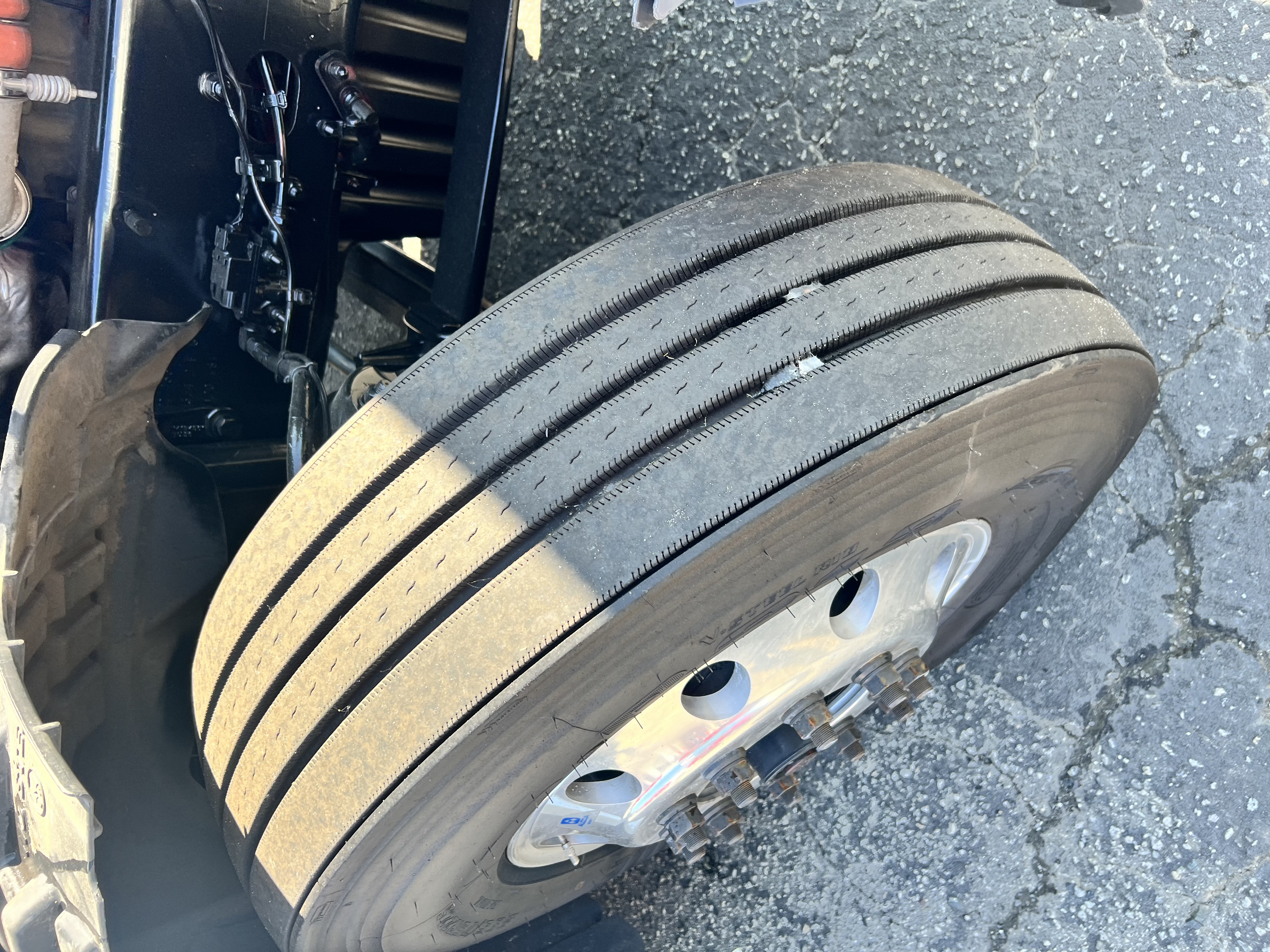 2021 FREIGHTLINER CASCADIA 126SLP - image 11