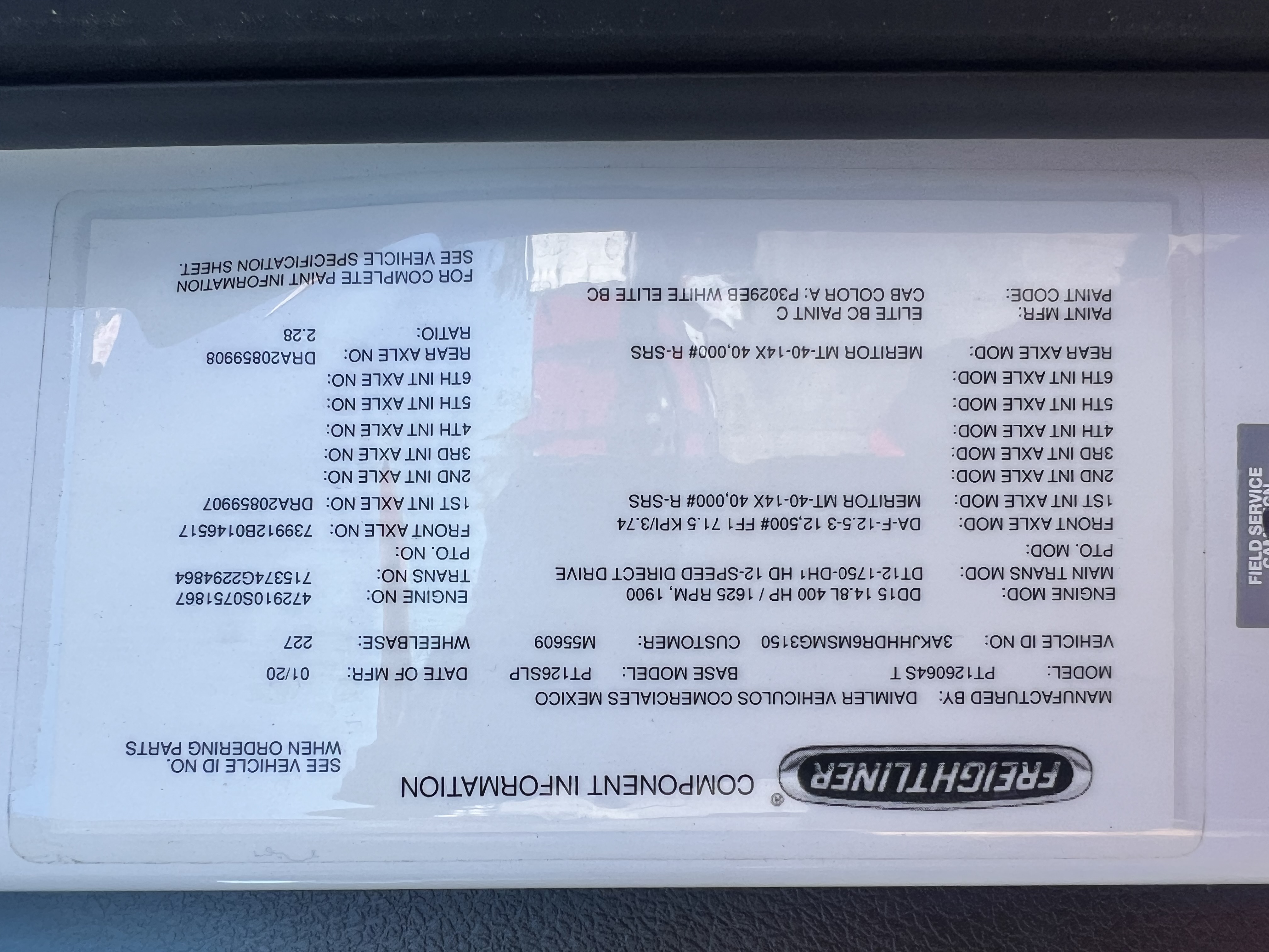 2021 FREIGHTLINER CASCADIA 126SLP - image 21