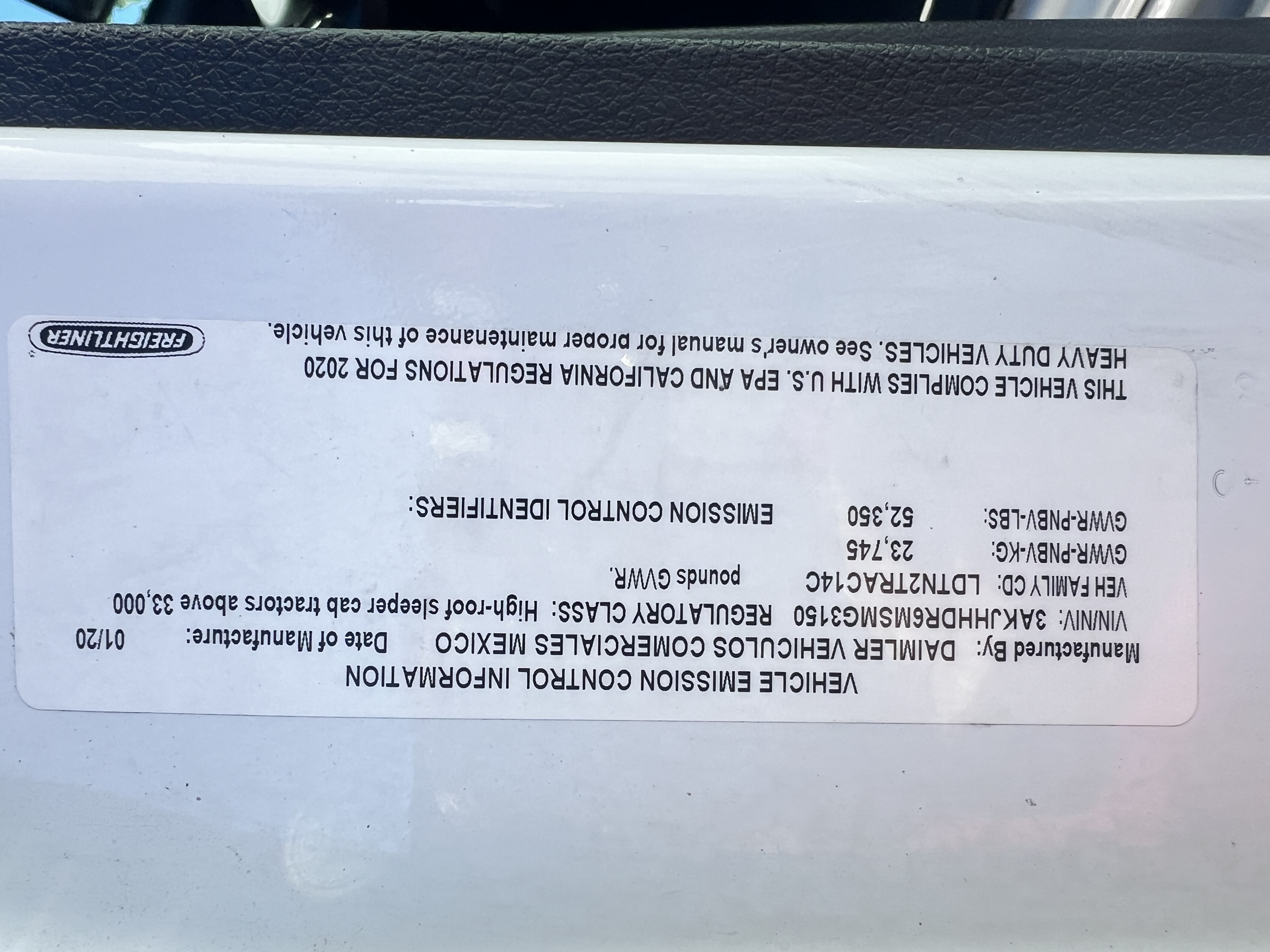 2021 FREIGHTLINER CASCADIA 126SLP - image 19